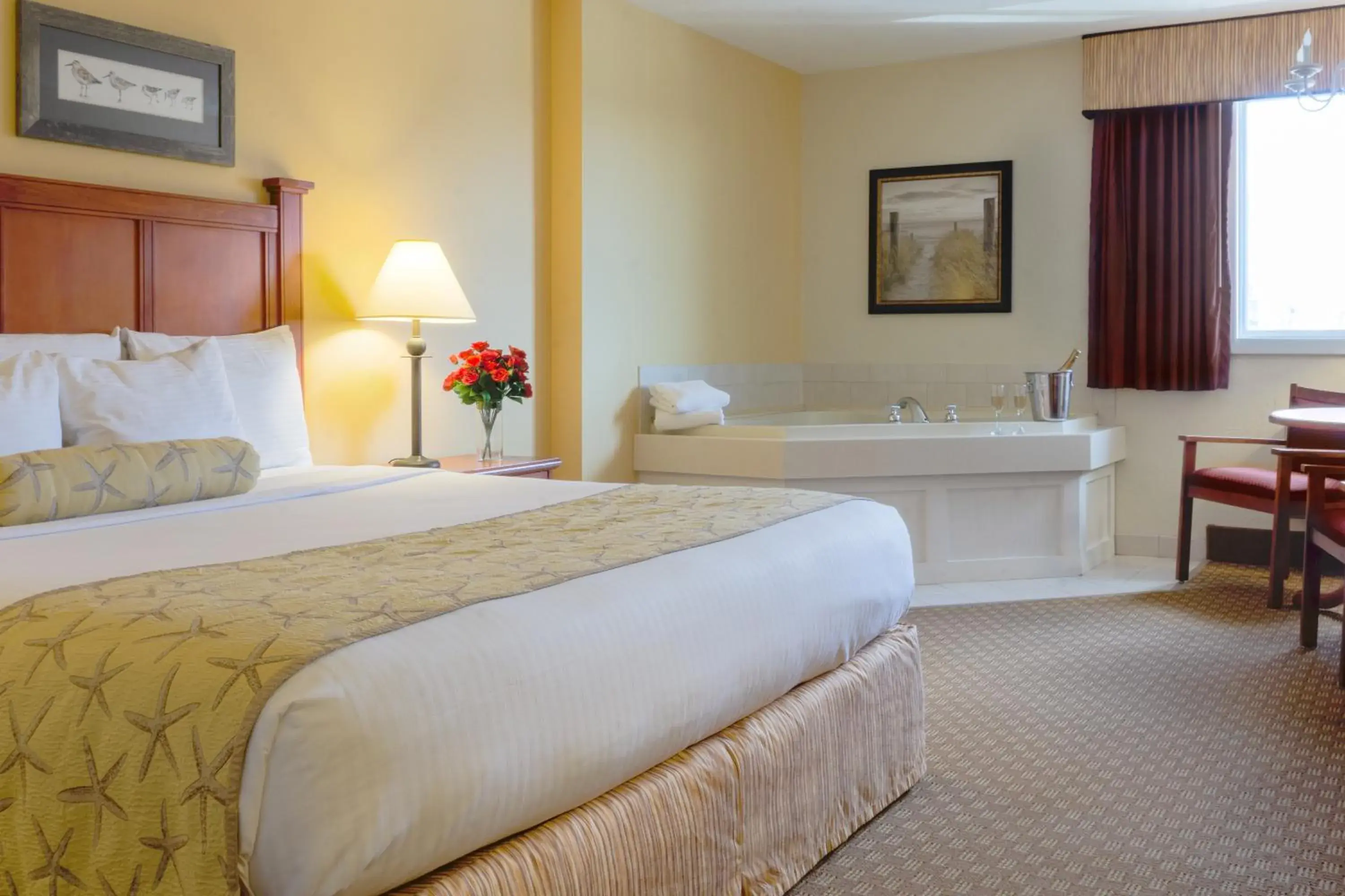 Photo of the whole room, Bed in Bayside Resort Hotel Photo of the whole room, Bed in Bayside Resort Hotel