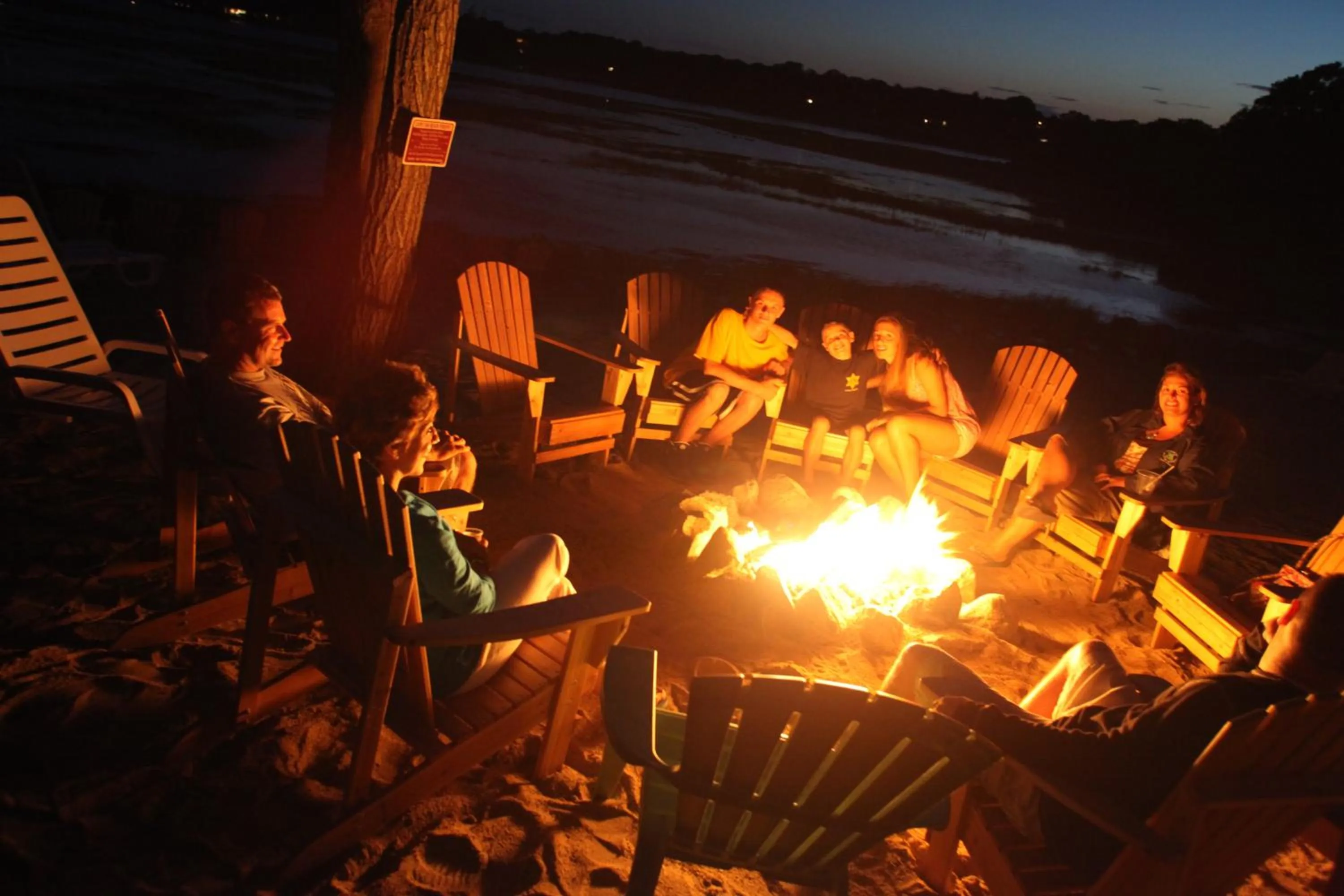 Area and facilities in Bayside Resort Hotel