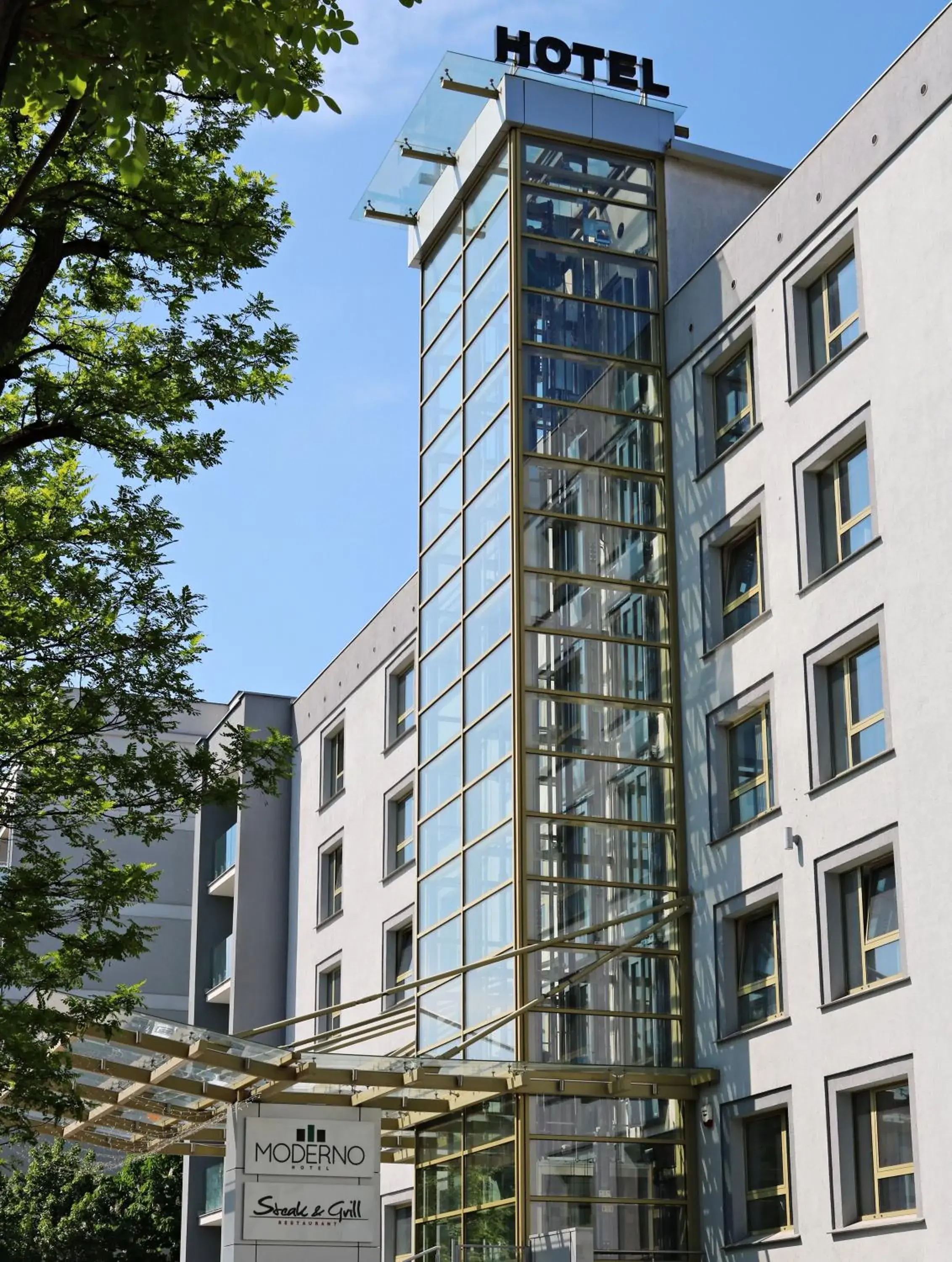 Property building in Hotel Moderno Poznań Property building in Hotel Moderno Poznań