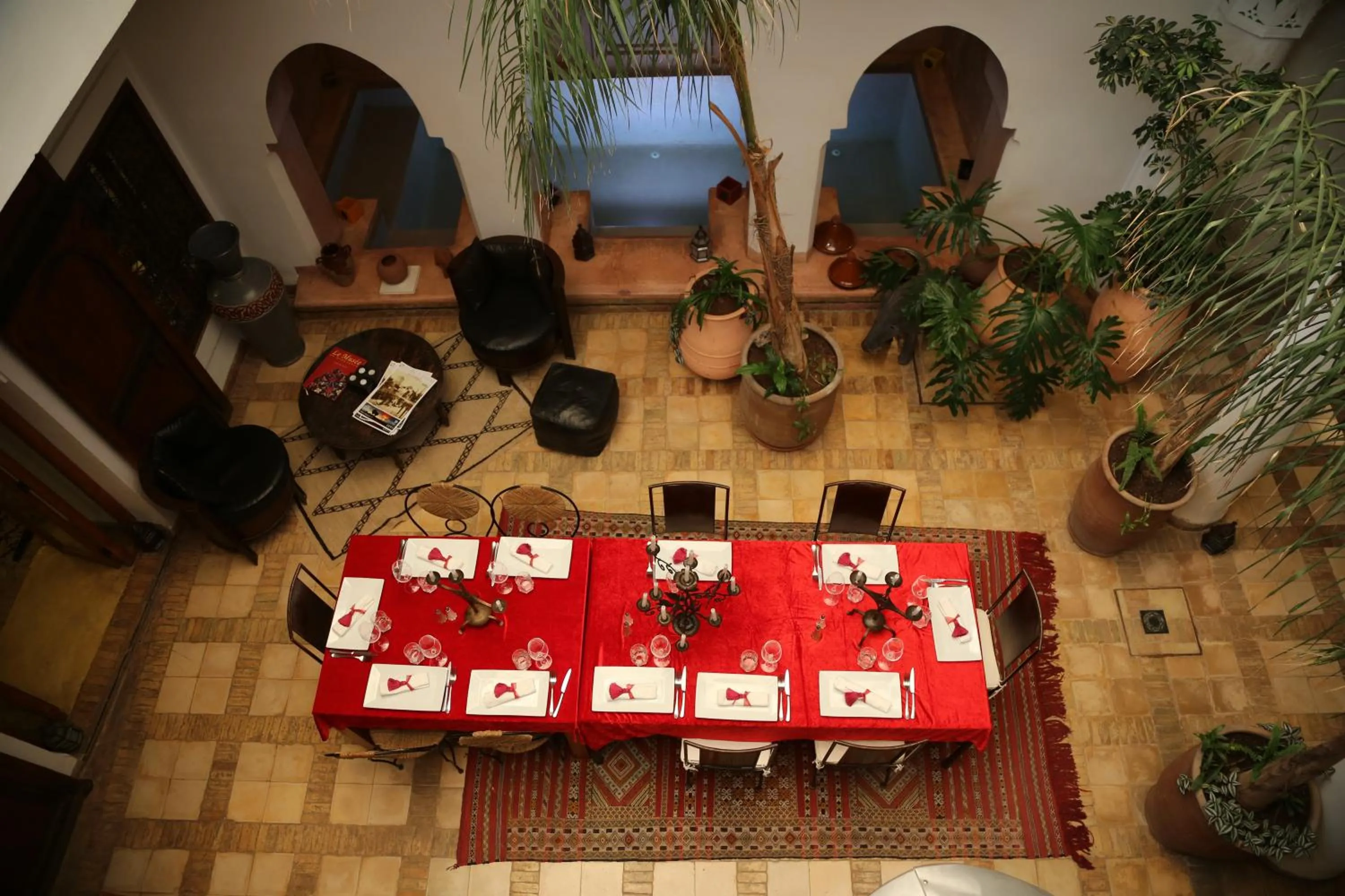 Restaurant/places to eat in Riad Villa El Arsa