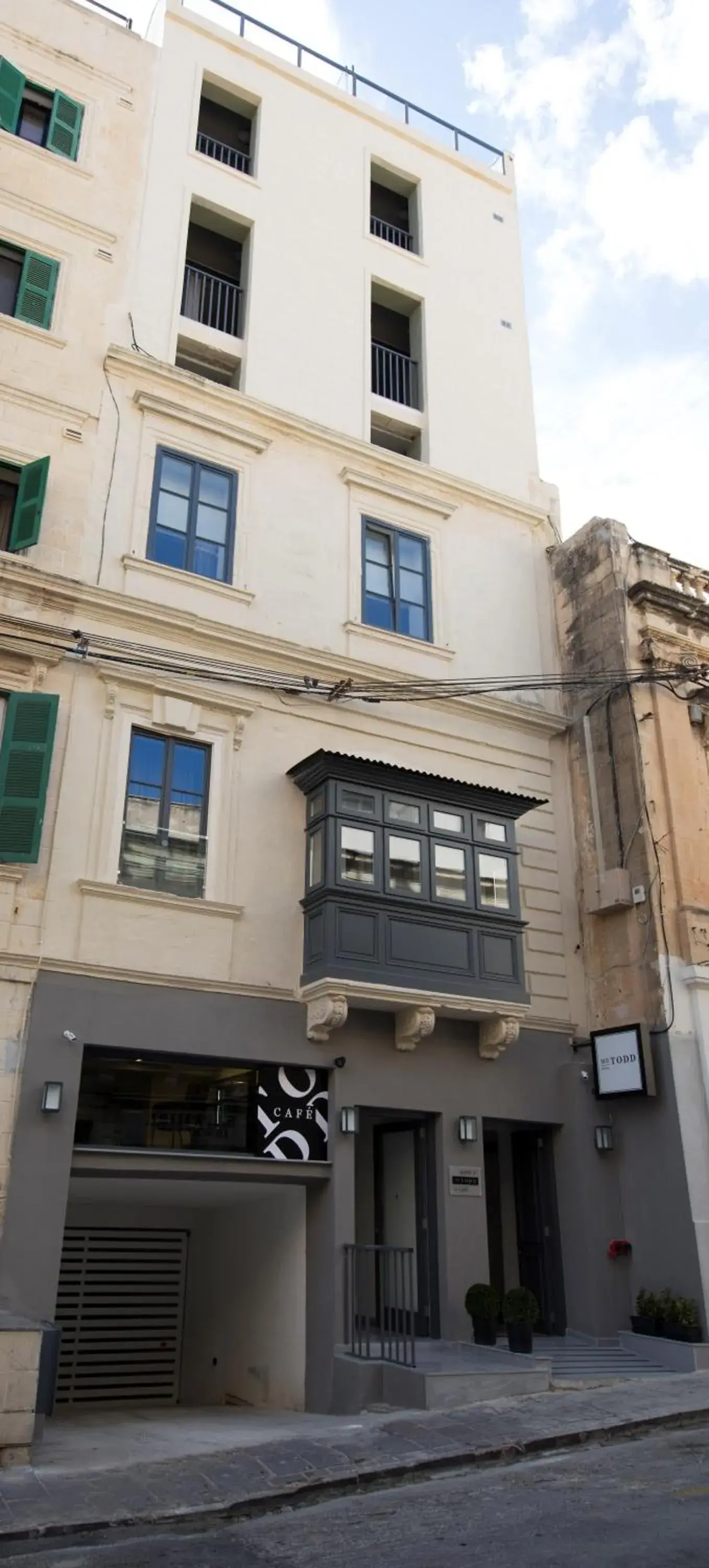 Facade/entrance in Mr Todd Hotel Facade/entrance in Mr Todd Hotel