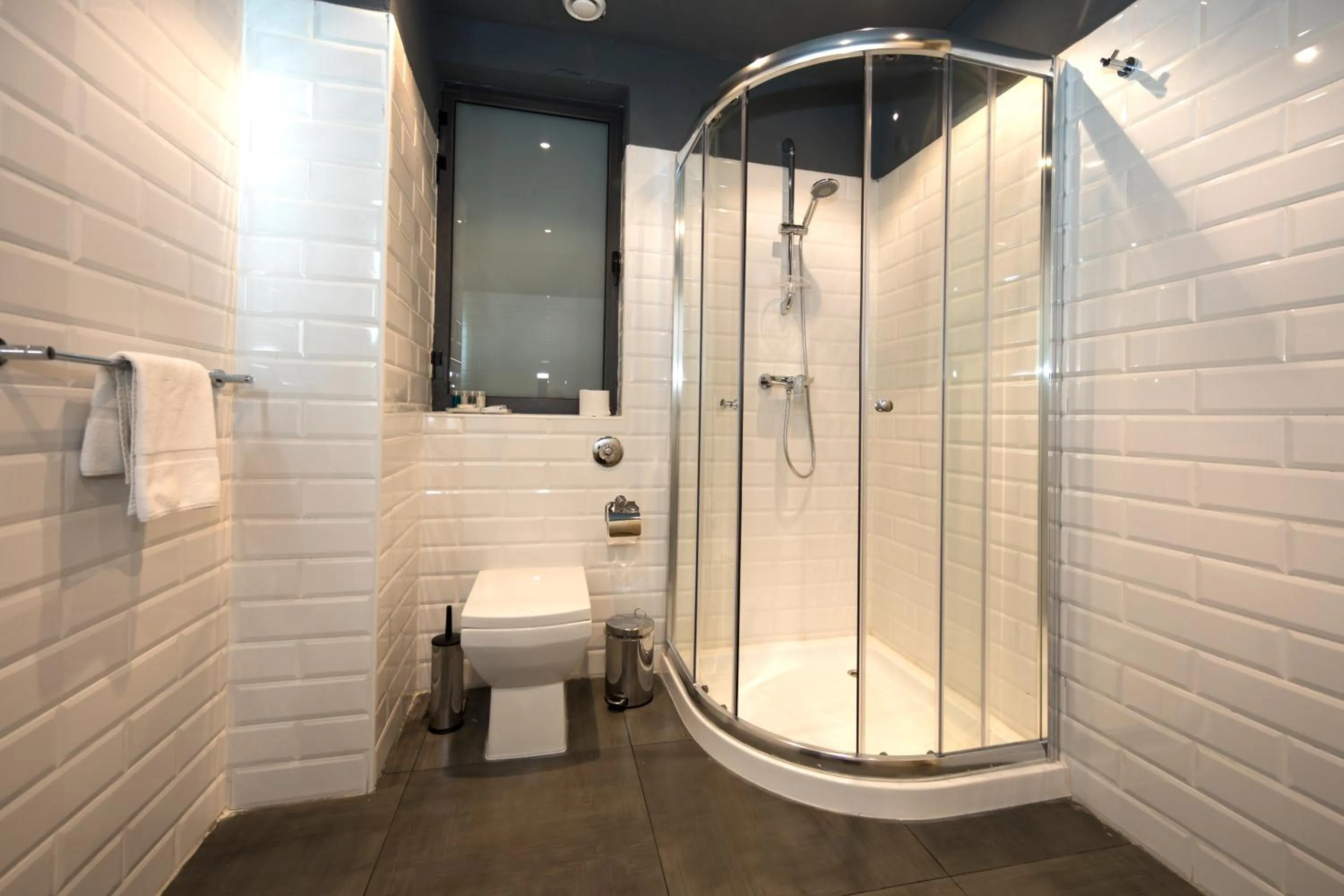 Toilet in Mr Todd Hotel