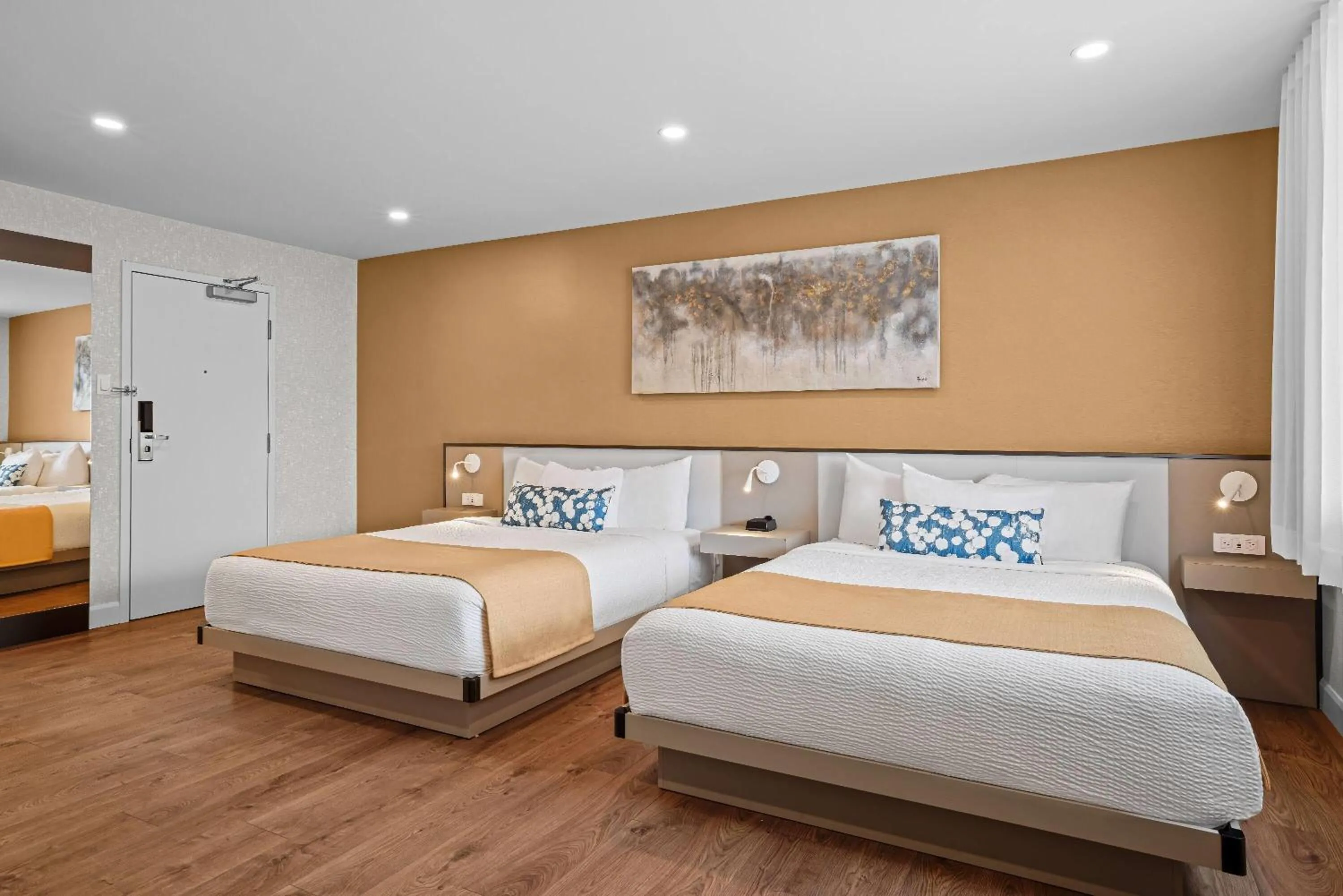 Bed in Days Inn by Wyndham Riviere-Du-Loup