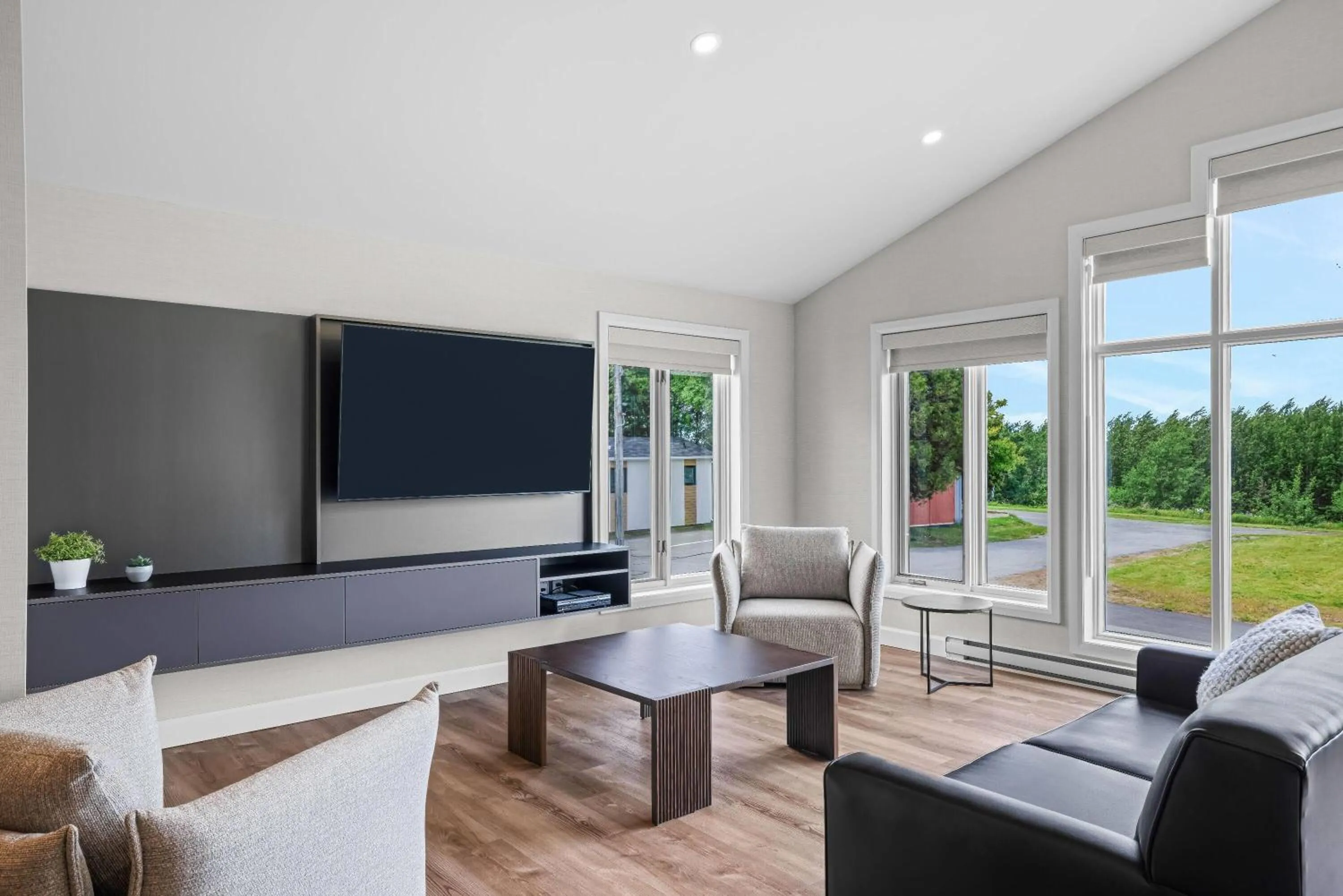 Photo of the whole room in Days Inn by Wyndham Riviere-Du-Loup