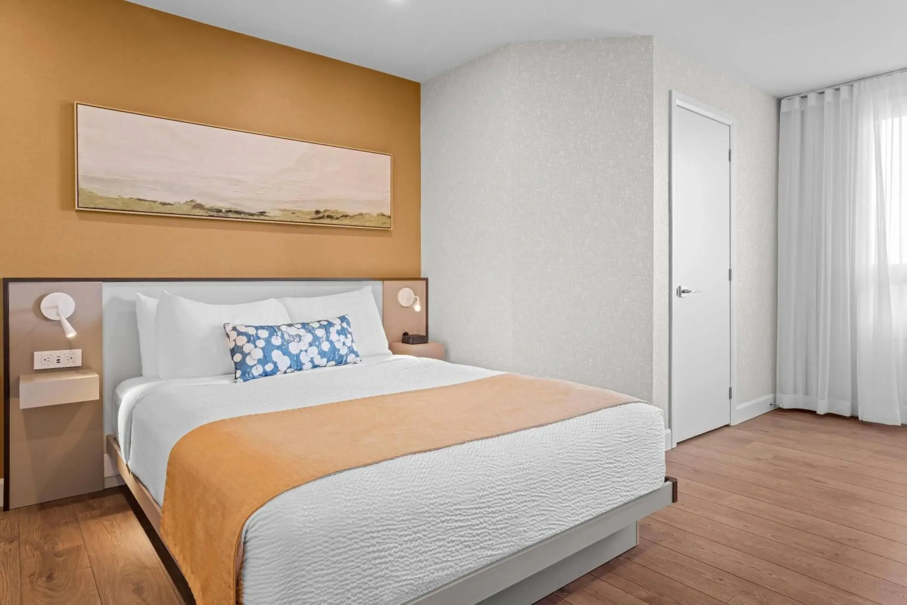 Bed in Days Inn by Wyndham Riviere-Du-Loup Bed in Days Inn by Wyndham Riviere-Du-Loup