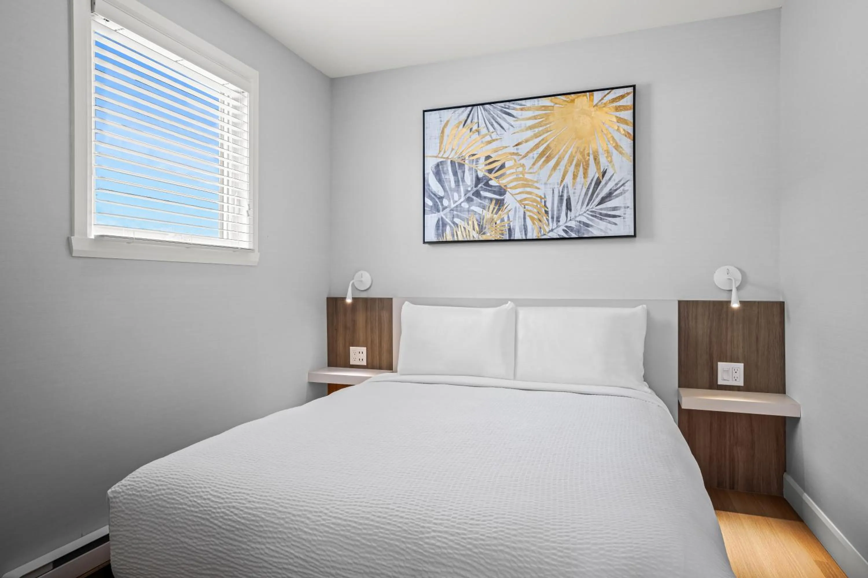 Bed in Days Inn by Wyndham Riviere-Du-Loup