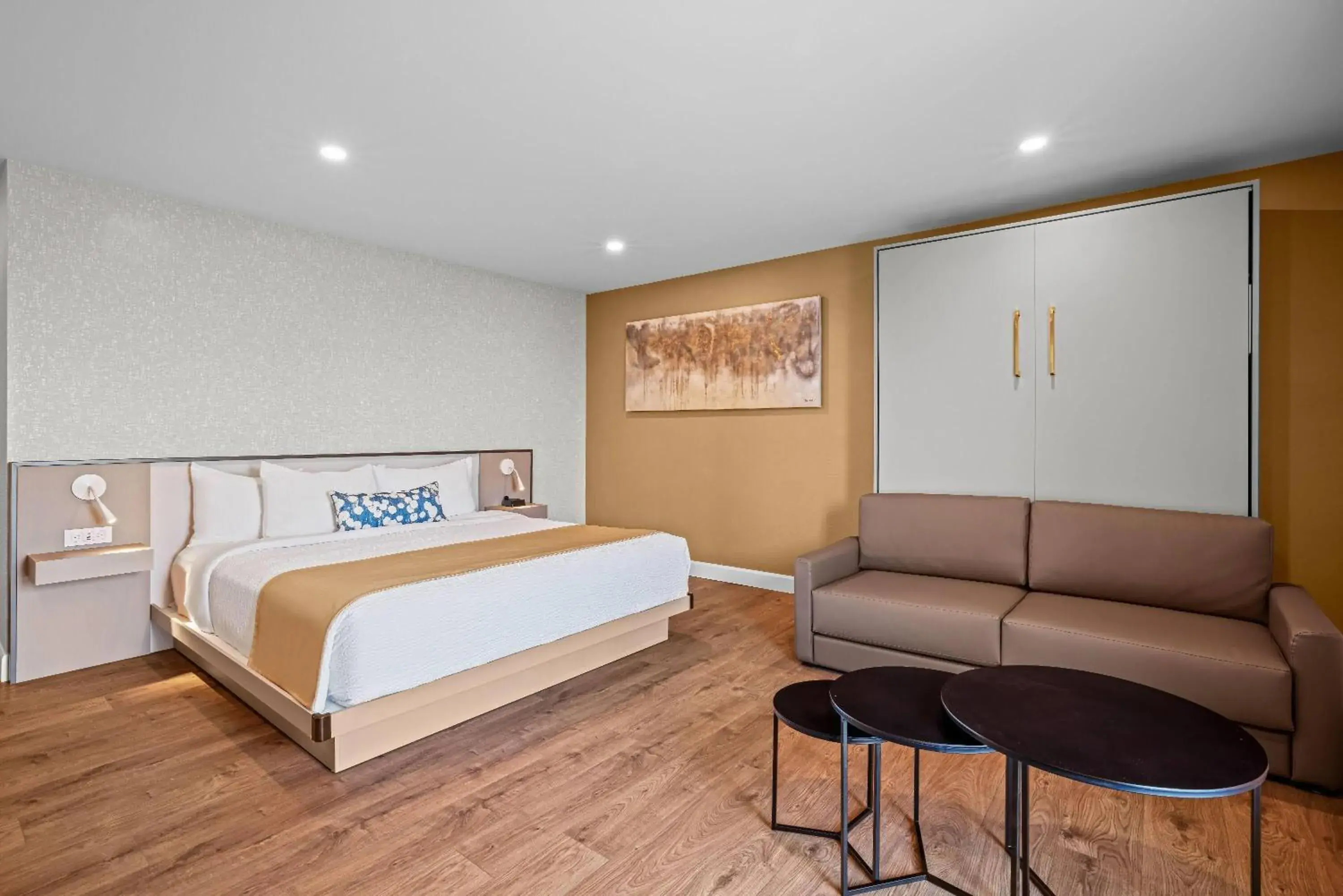 Bed in Days Inn by Wyndham Riviere-Du-Loup Bed in Days Inn by Wyndham Riviere-Du-Loup