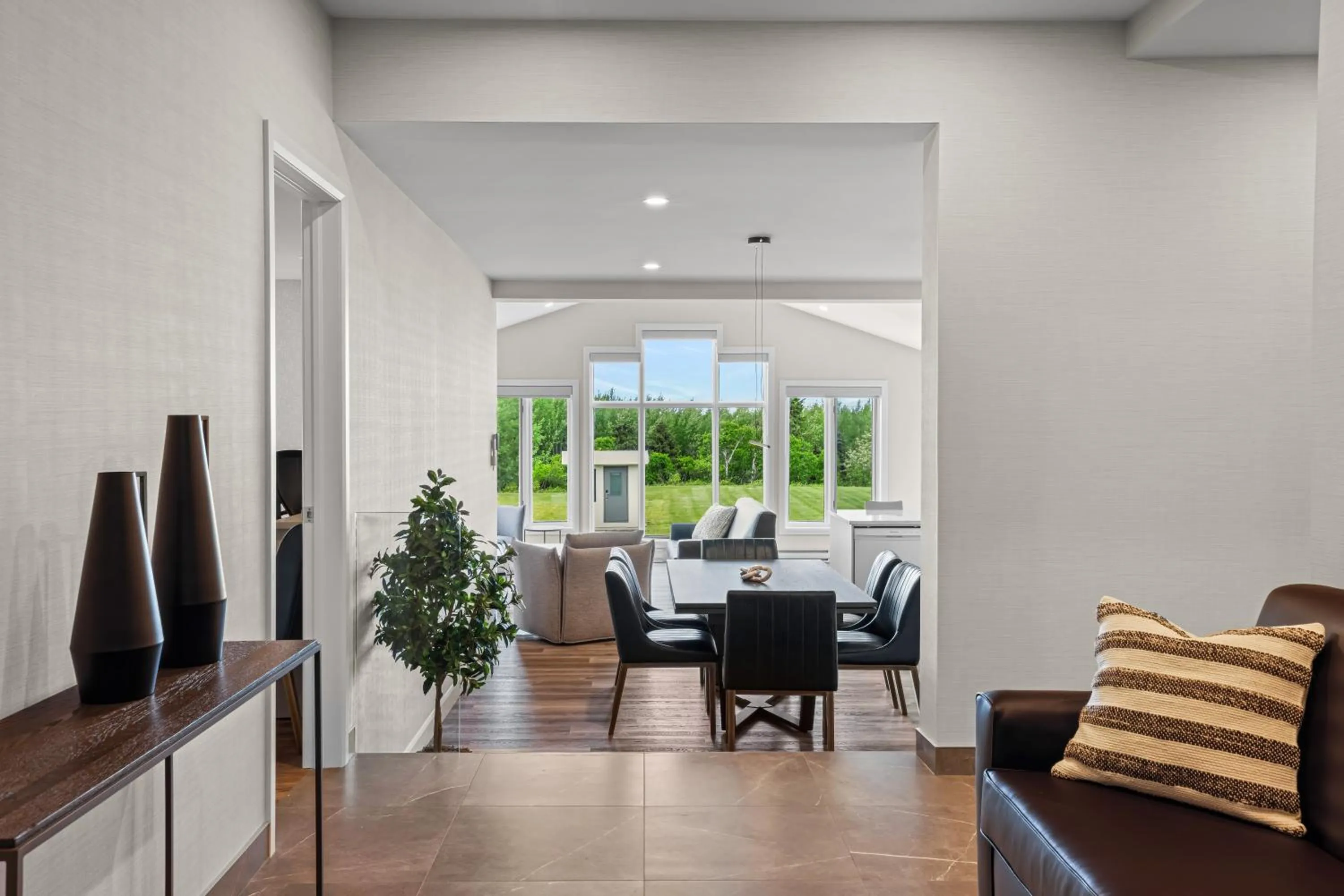 Living room in Days Inn by Wyndham Riviere-Du-Loup