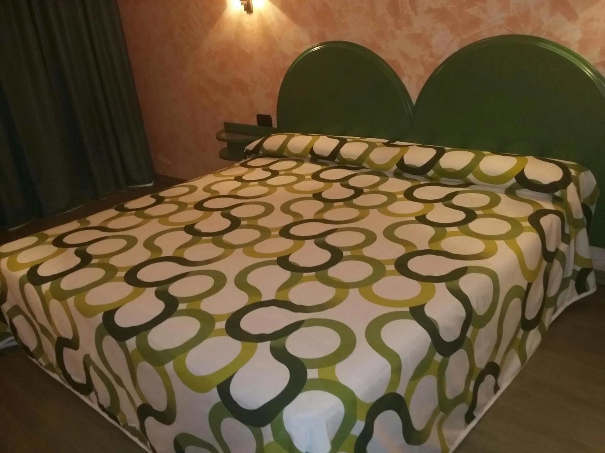 Photo of the whole room, Bed in Hotel VillaPaloma