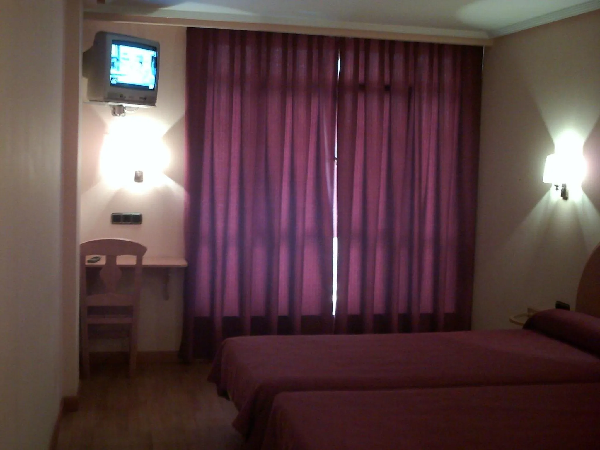 Photo of the whole room, Bed in Hotel VillaPaloma