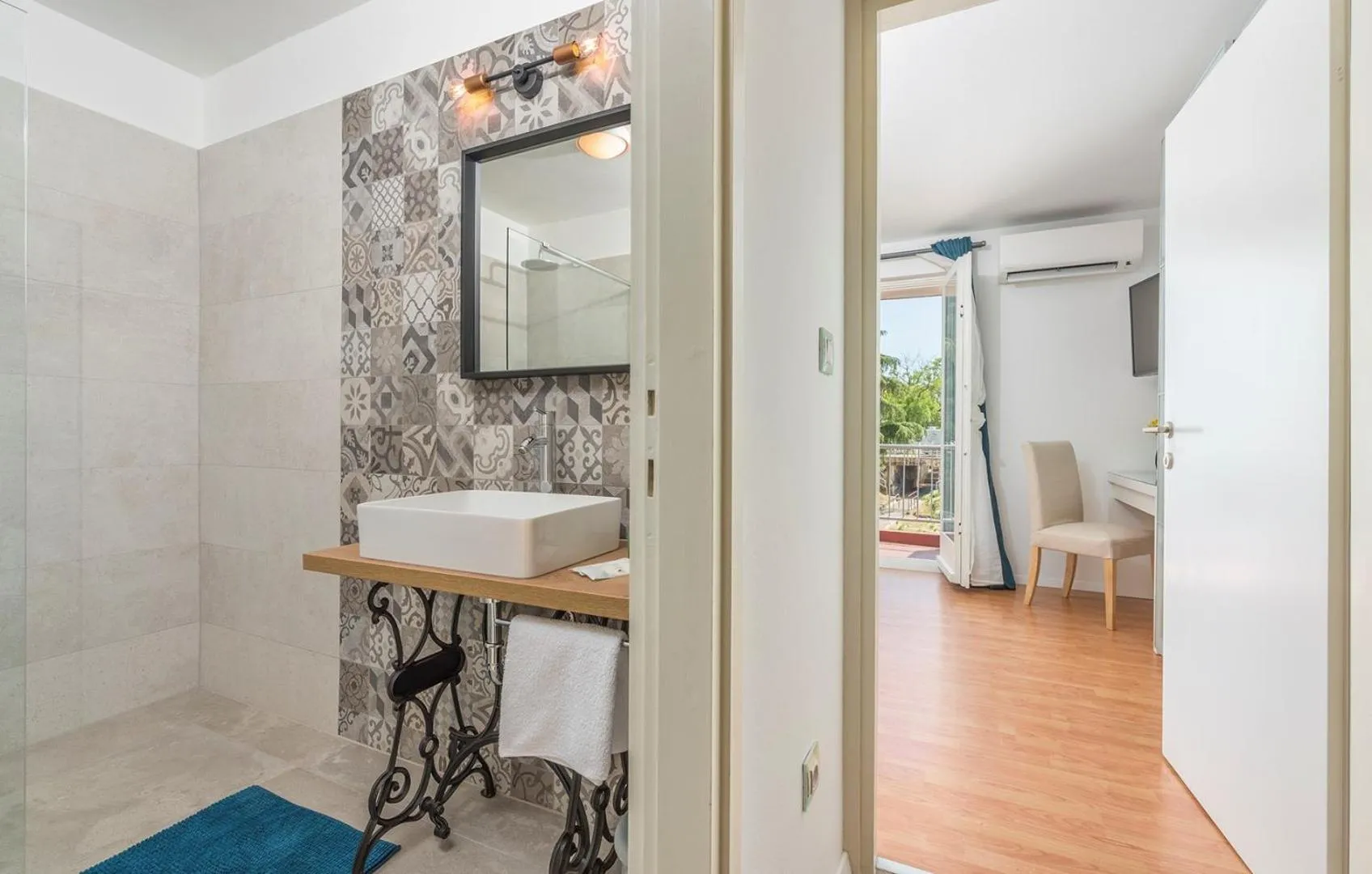 Bathroom in Apartment Biba