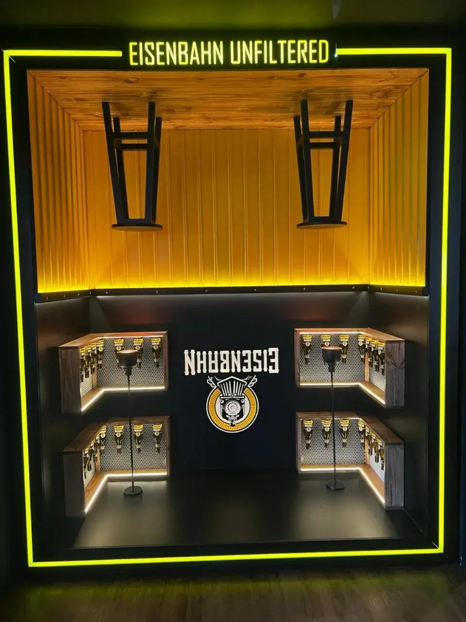 Restaurant/places to eat in Blu Terrace Hotel Restaurant/places to eat in Blu Terrace Hotel