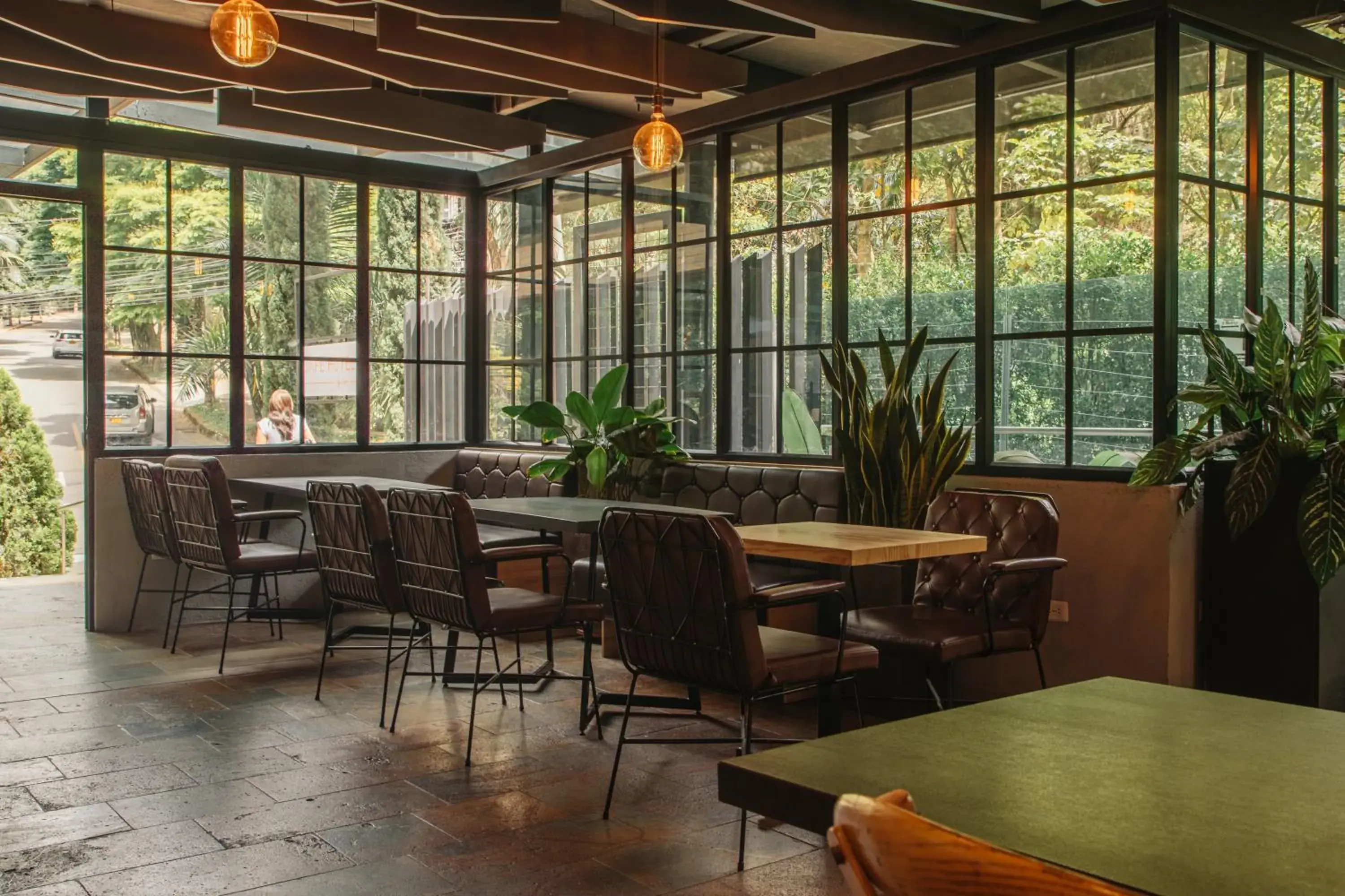 Lounge or bar in Cafe Hotel Medellín Lounge or bar in Cafe Hotel Medellín