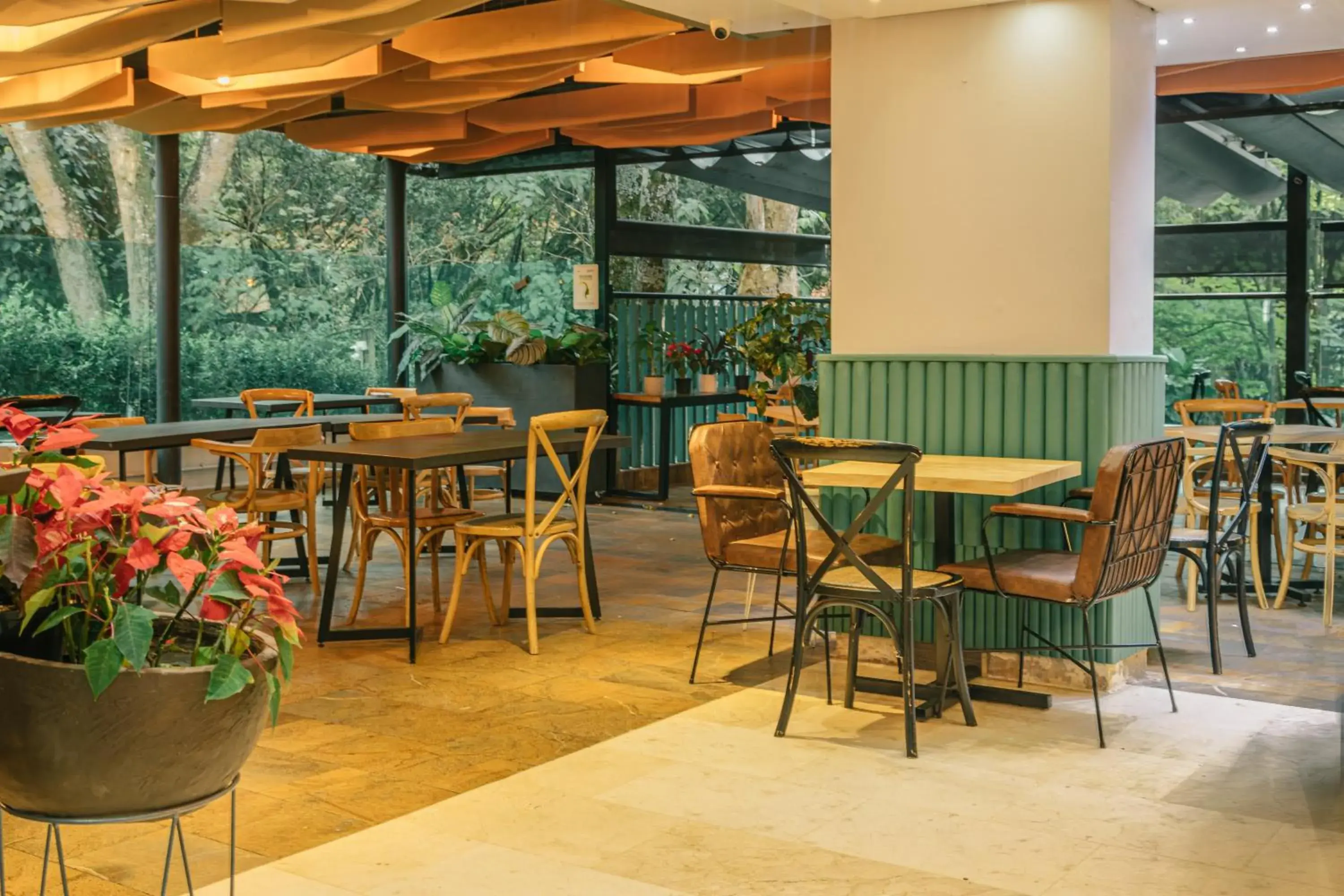 Restaurant/places to eat in Cafe Hotel Medellín Restaurant/places to eat in Cafe Hotel Medellín