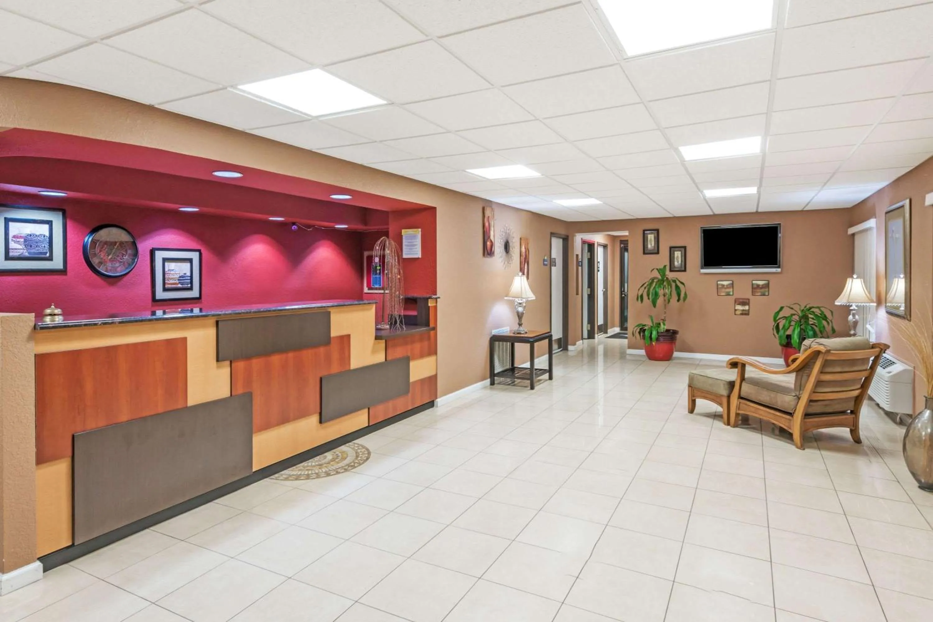 Lobby or reception in Days Inn by Wyndham New Market I-81