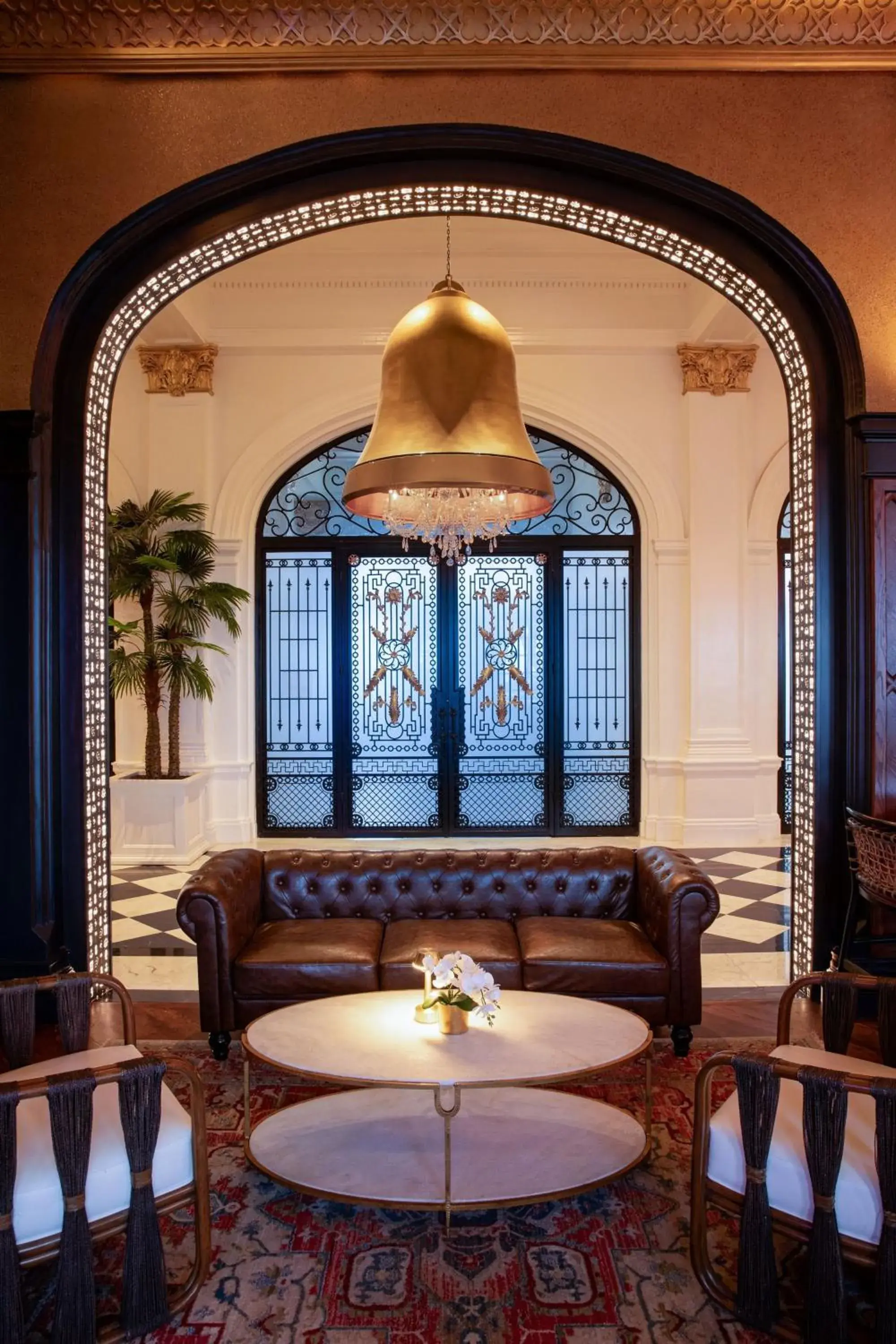 Lounge or bar in Grand Galvez Resort, Autograph Collection Lounge or bar in Grand Galvez Resort, Autograph Collection