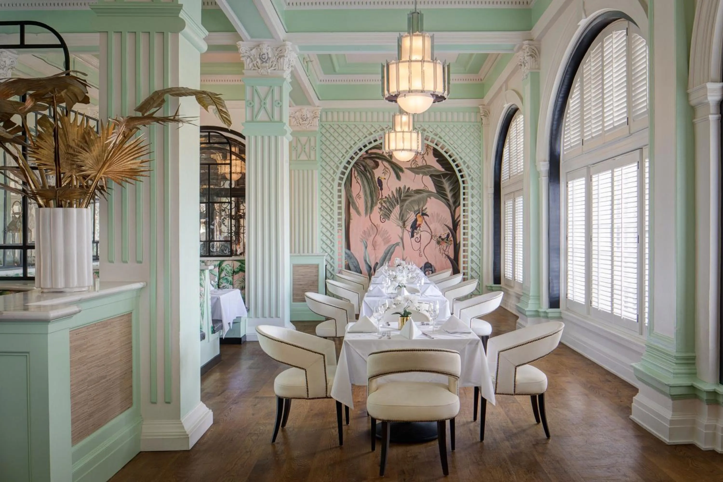 Restaurant/places to eat in Grand Galvez Resort, Autograph Collection