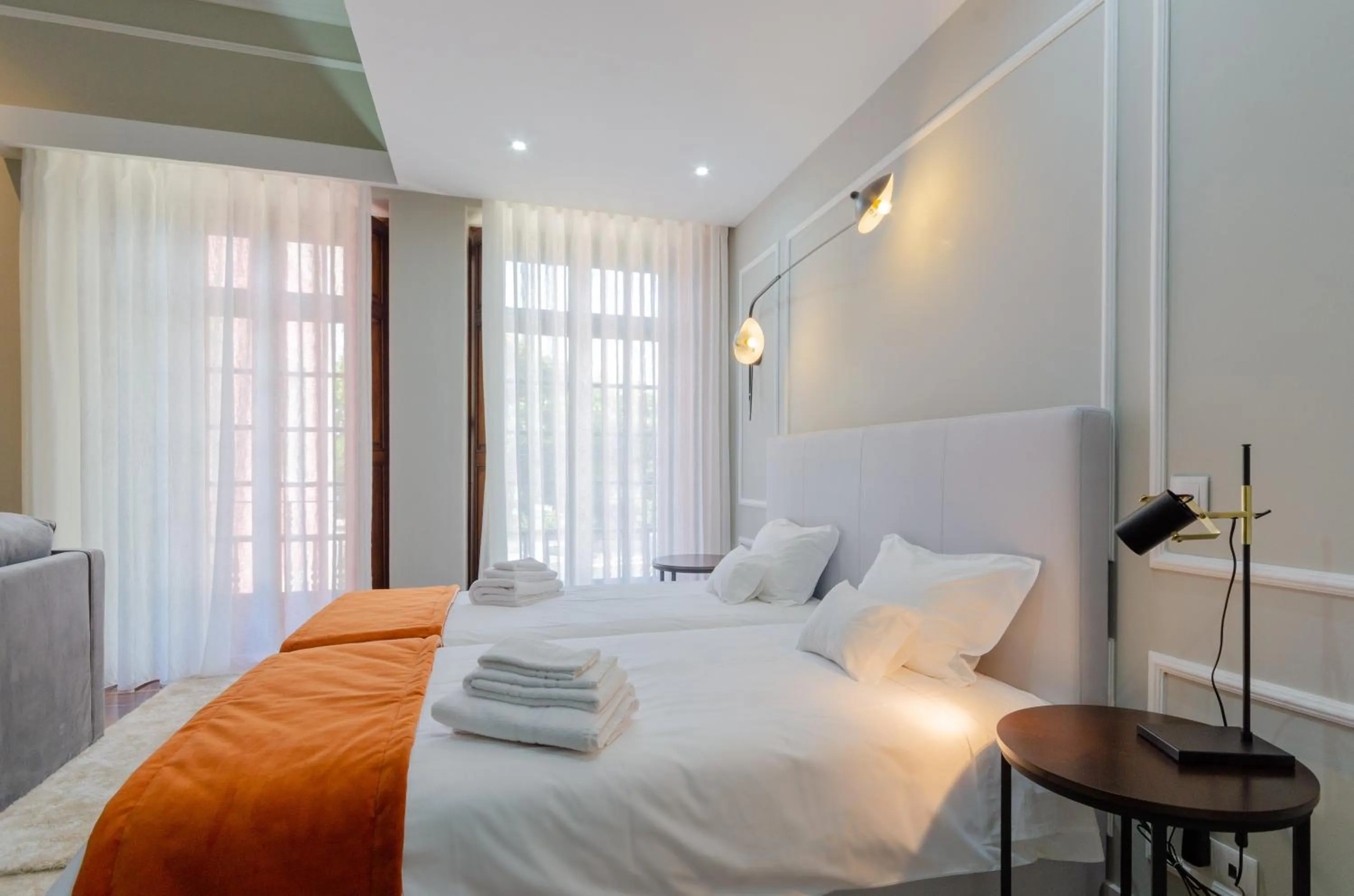 Bed in Le Jardin Lisbon