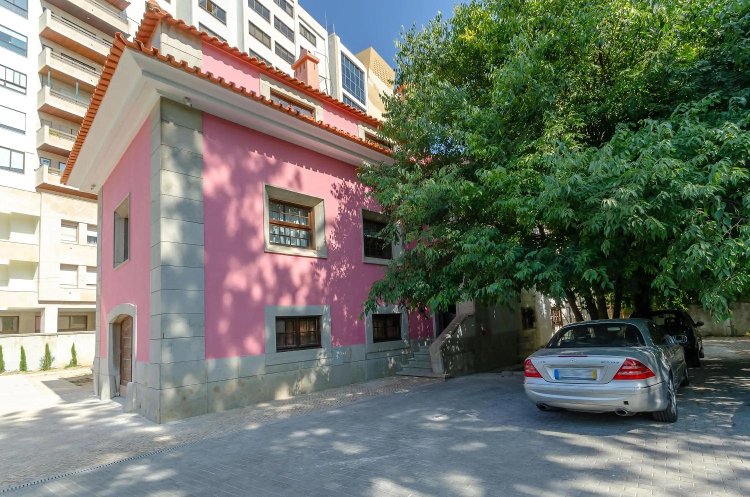 Property building in Le Jardin Lisbon