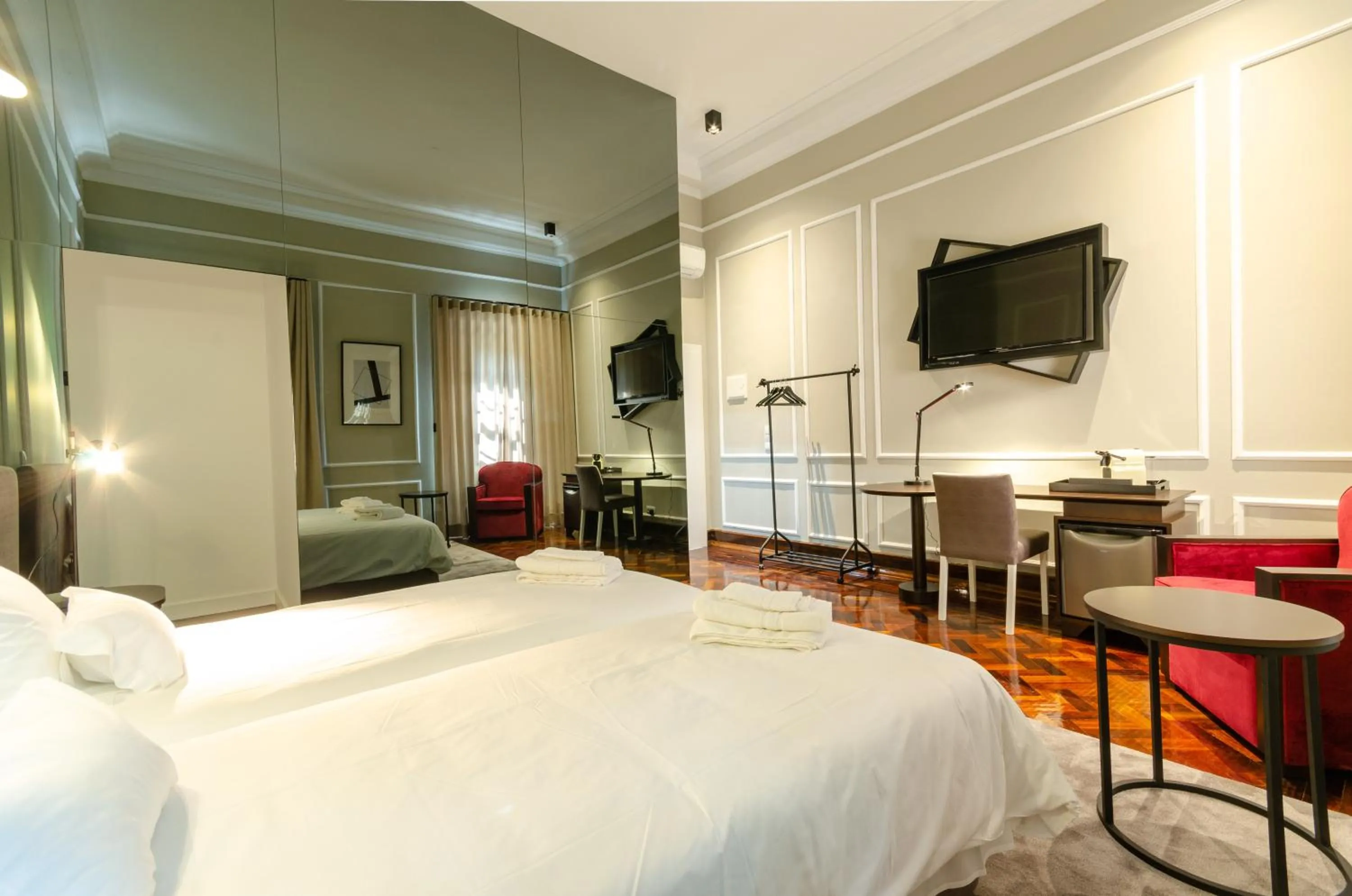 Bed in Le Jardin Lisbon