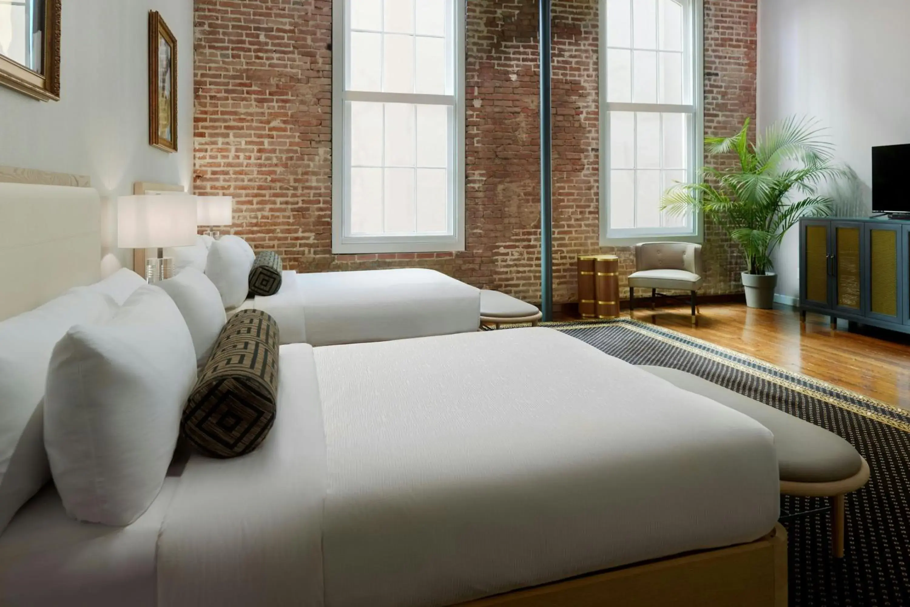 Bedroom, Bed in The Tremont House, Galveston, a Tribute Portfolio Hotel Bedroom, Bed in The Tremont House, Galveston, a Tribute Portfolio Hotel