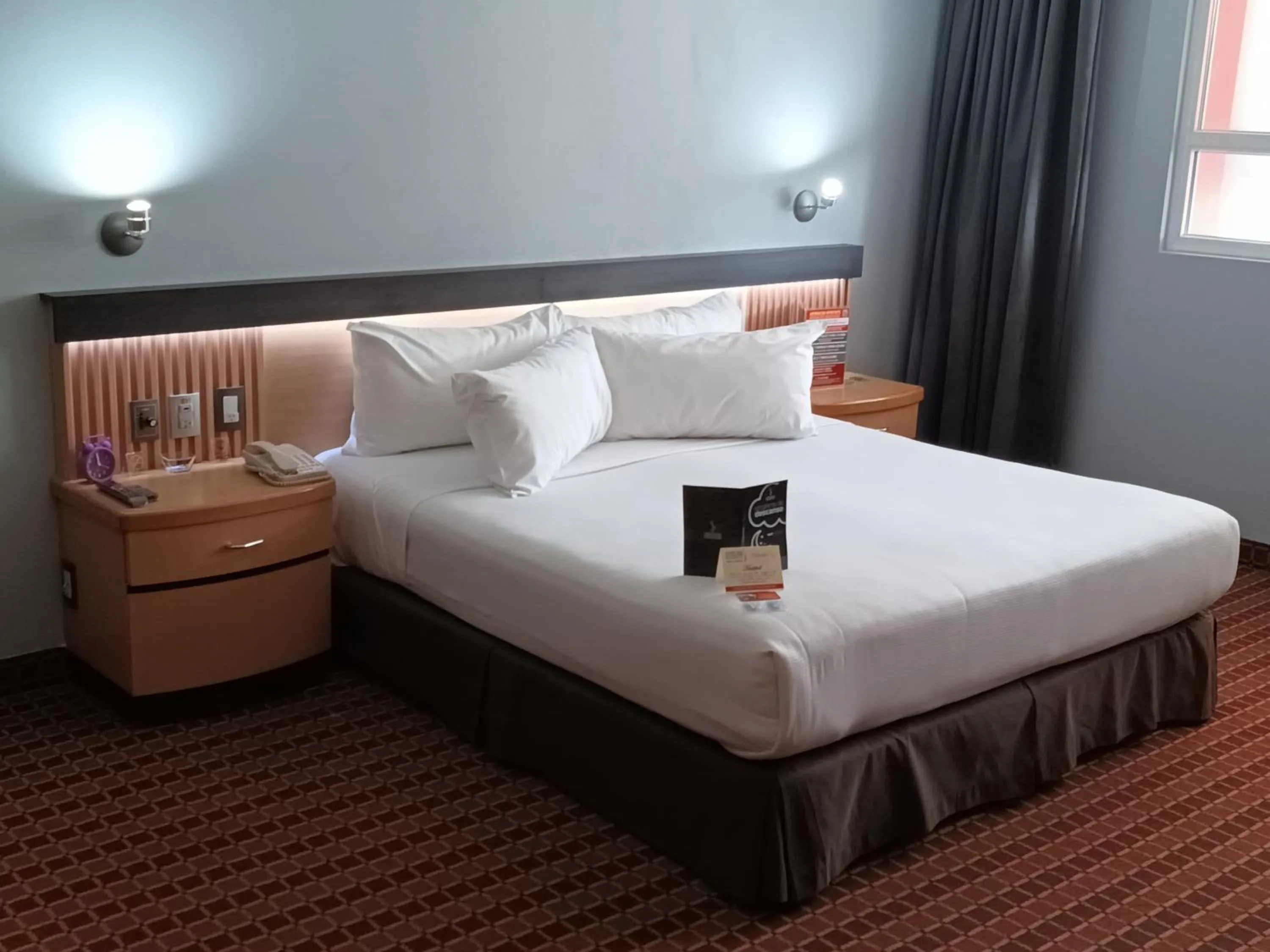 Bed in Suites Inn la Muralla Hotel & Spa