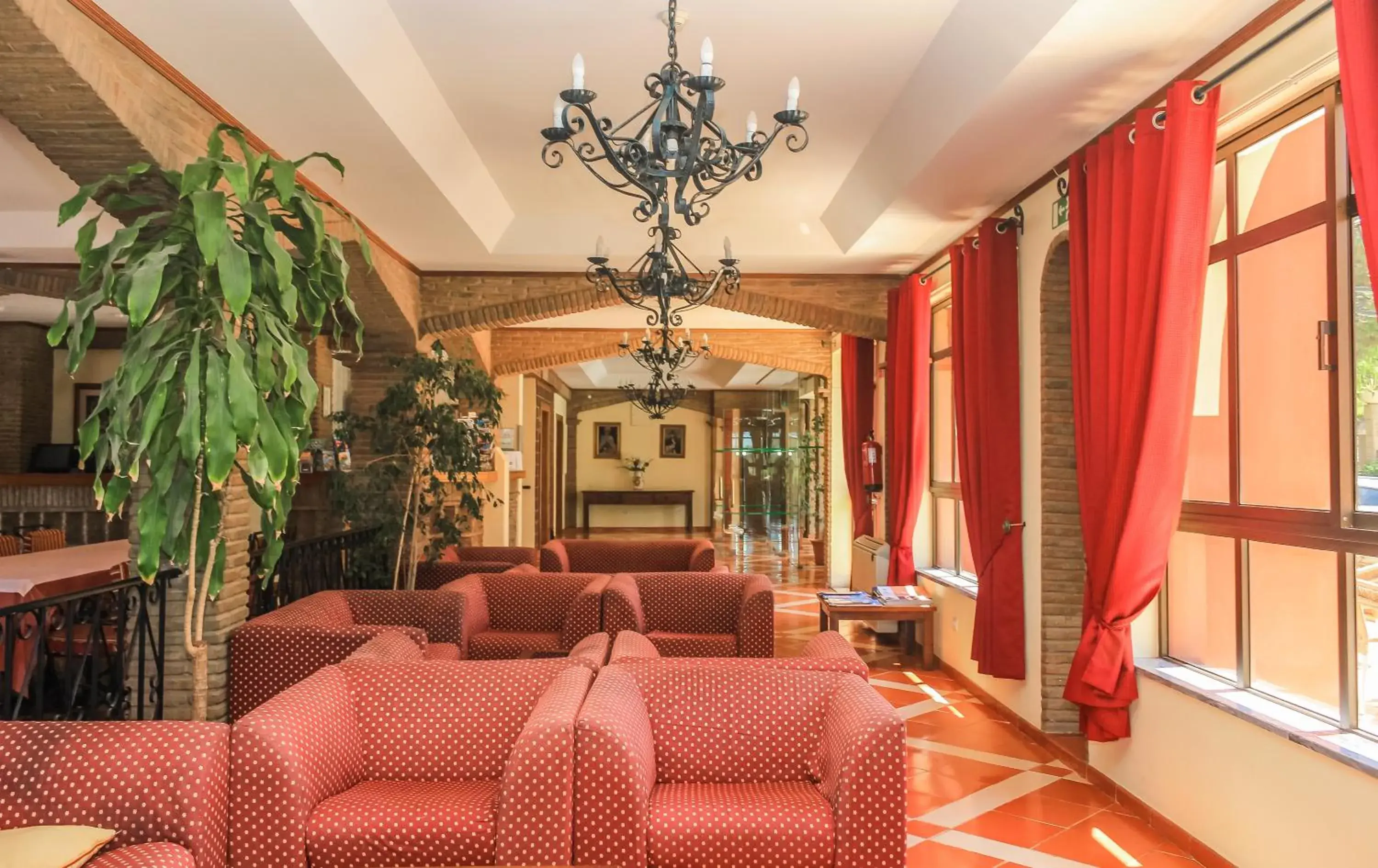 Lounge or bar in Hotel Colina Dos Mouros Lounge or bar in Hotel Colina Dos Mouros