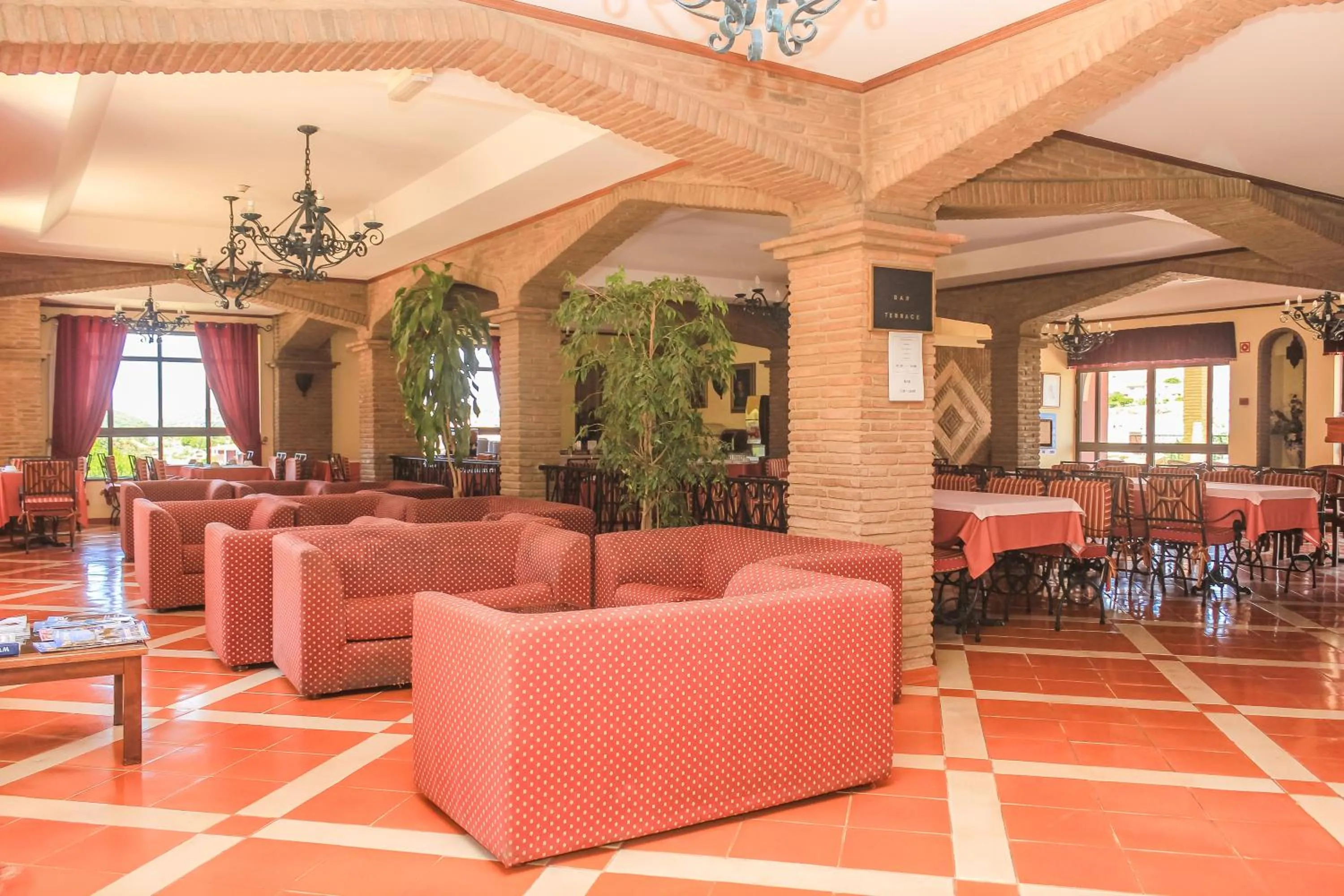 Lounge or bar in Hotel Colina Dos Mouros