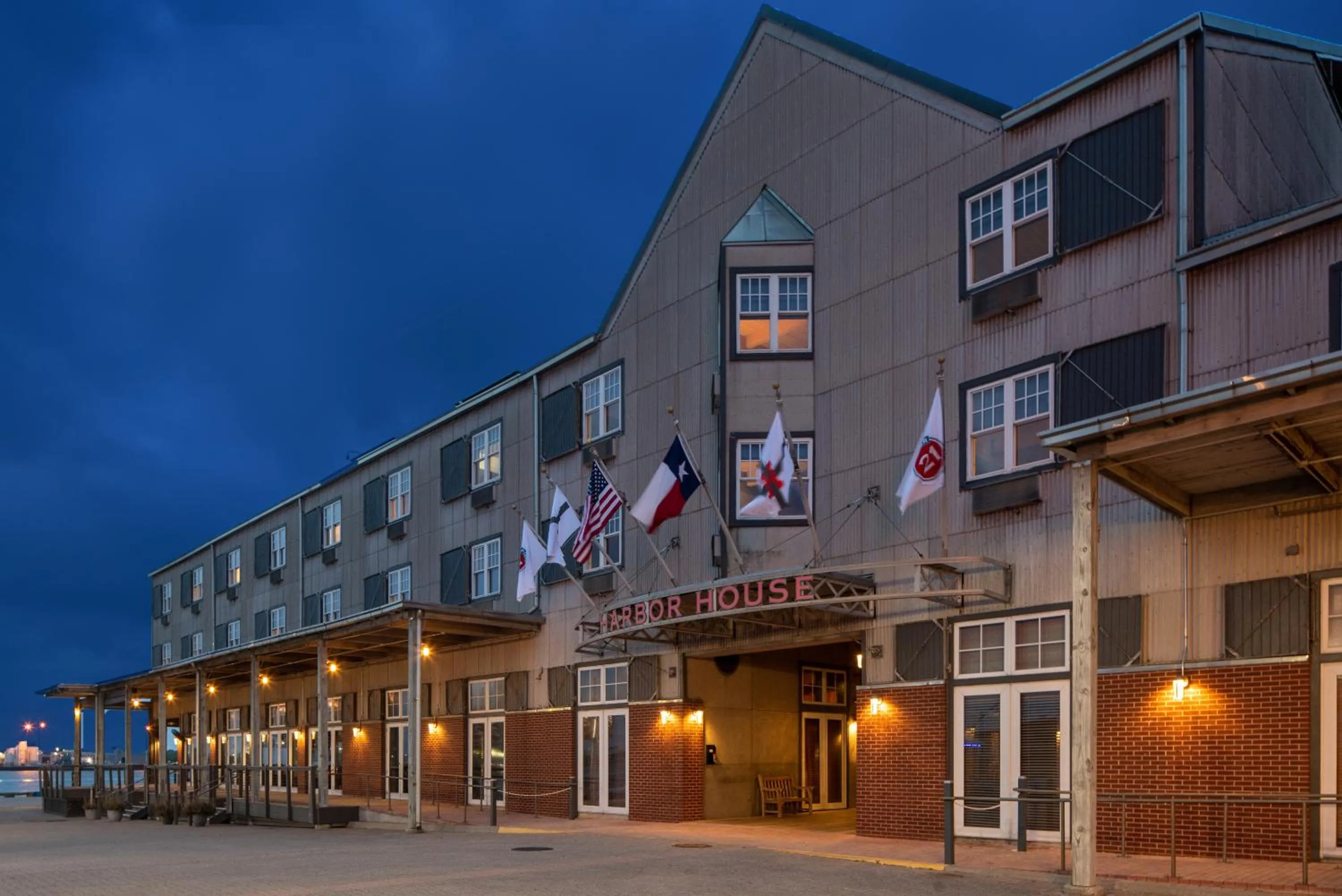 Property building in Harbor House Hotel and Marina at Pier 21