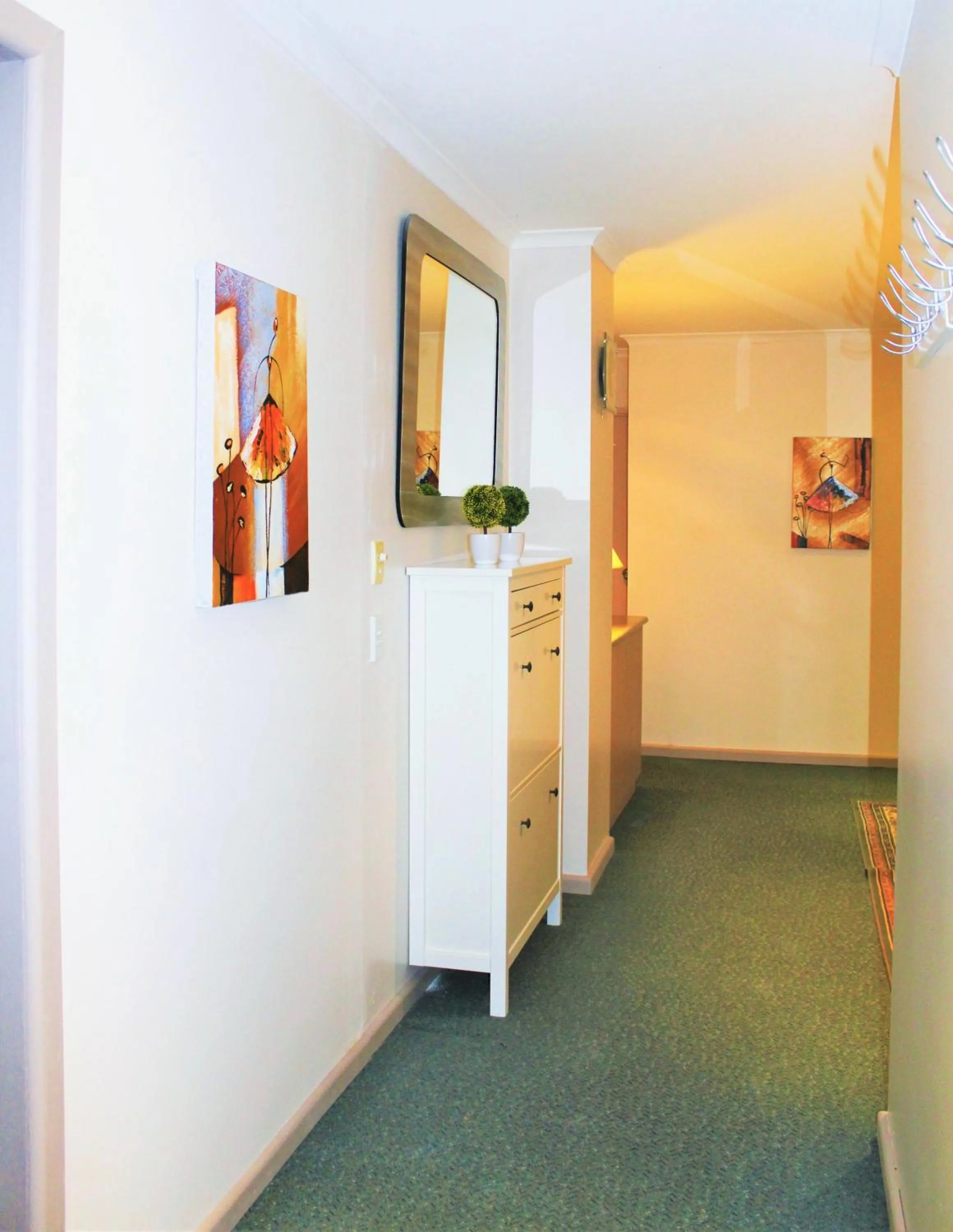 Food and drinks in Panorama Jindabyne