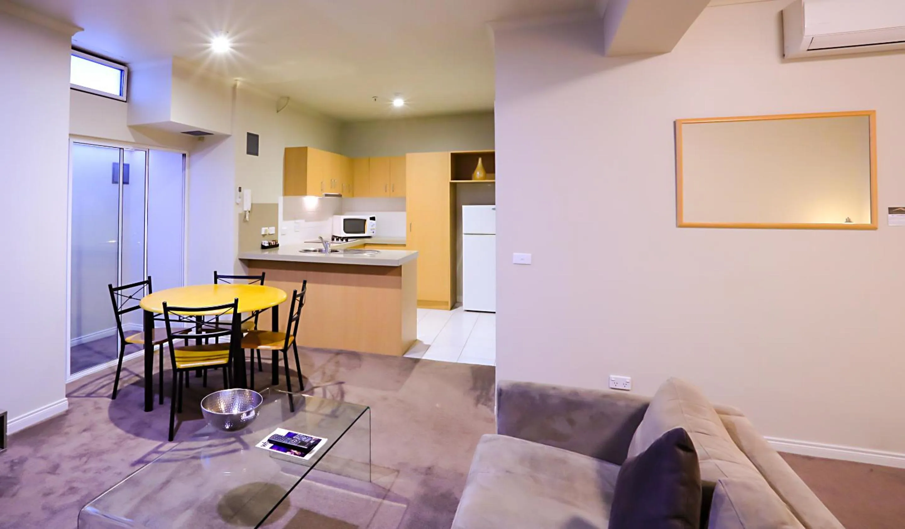 Kitchen or kitchenette in Flinders Landing Apartments