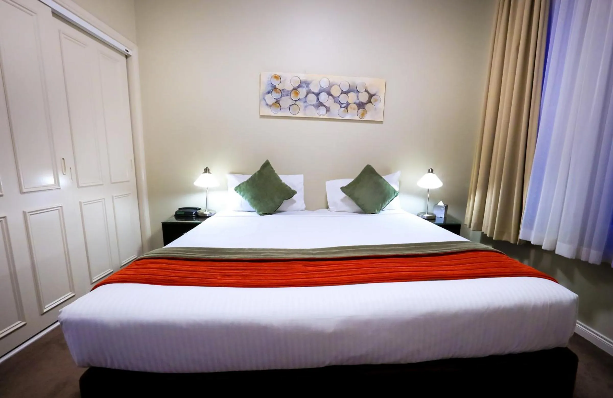 Bedroom, Bed in Flinders Landing Apartments