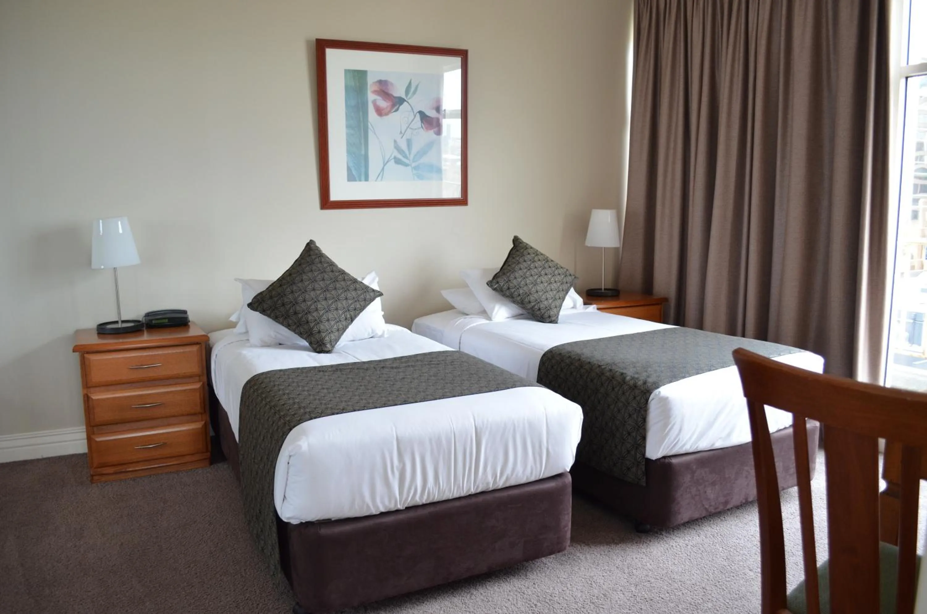 Bedroom, Bed in Flinders Landing Apartments