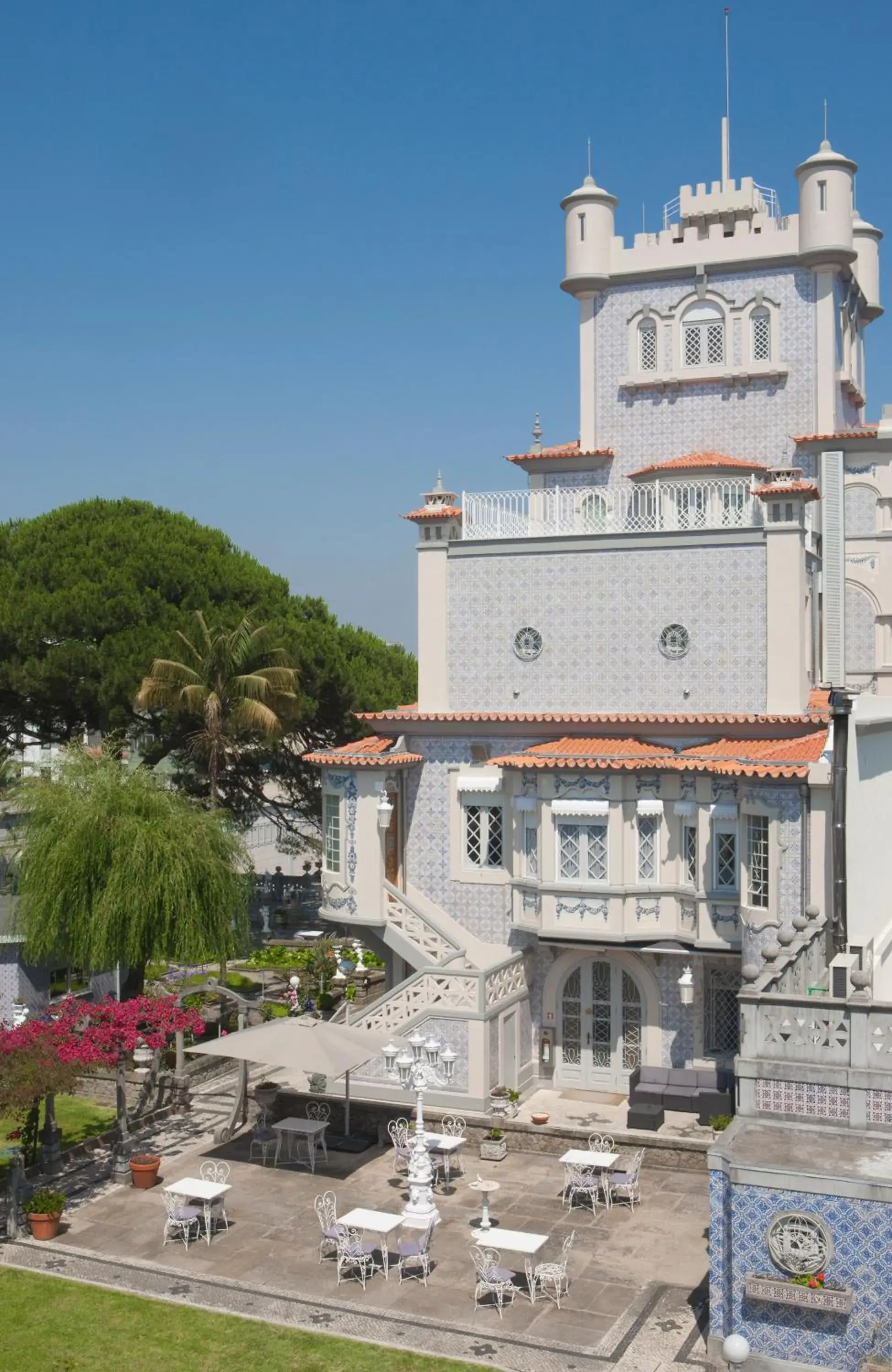 Property building in Castelo Santa Catarina Property building in Castelo Santa Catarina