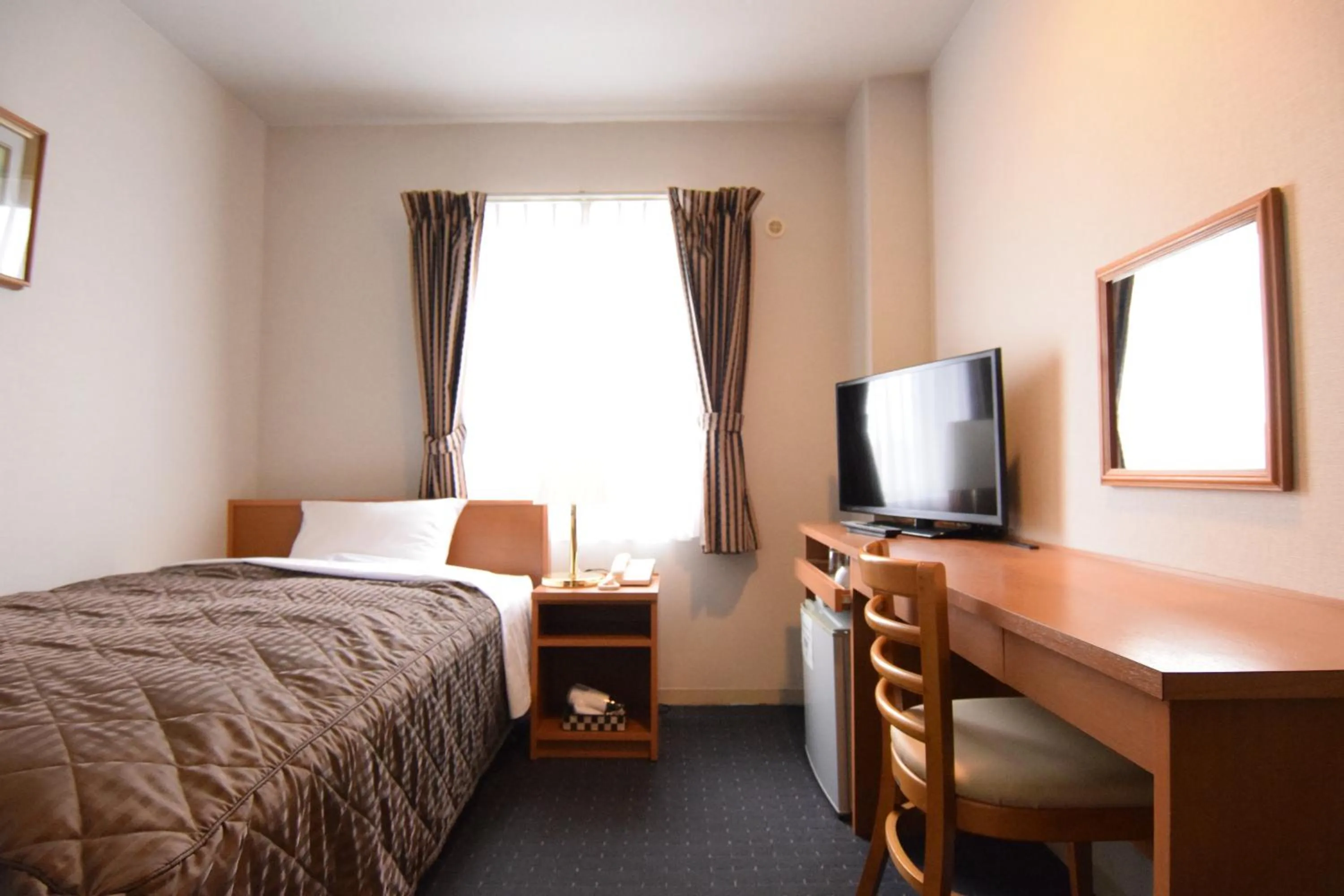 Bedroom, Bed in Chitose Airport Hotel