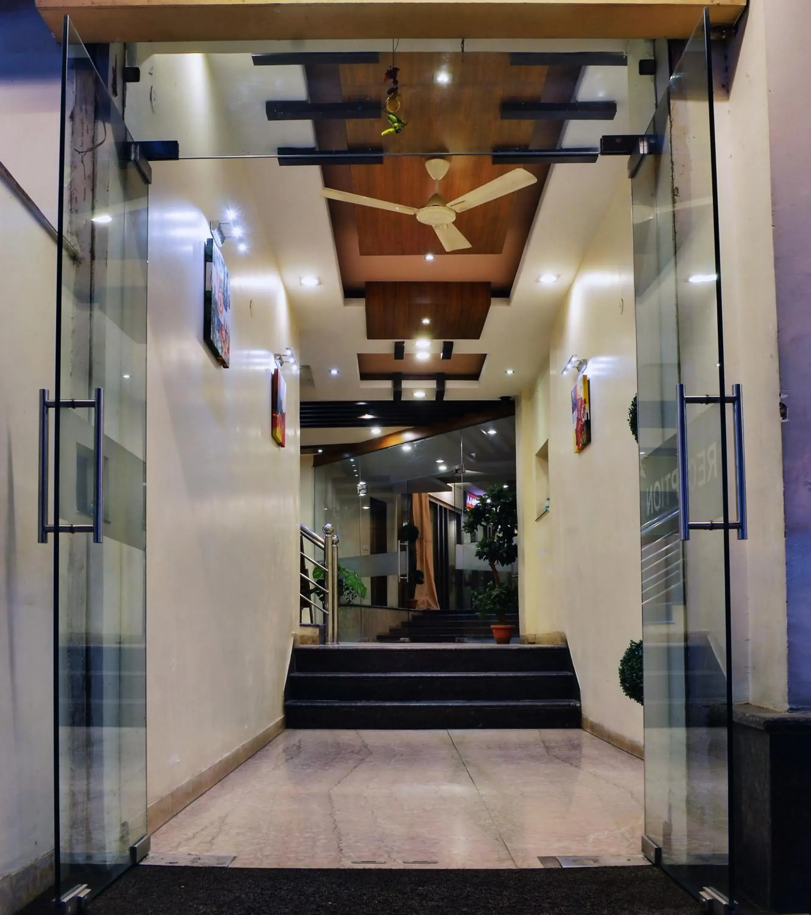 Facade/entrance in Regal Hotel Facade/entrance in Regal Hotel