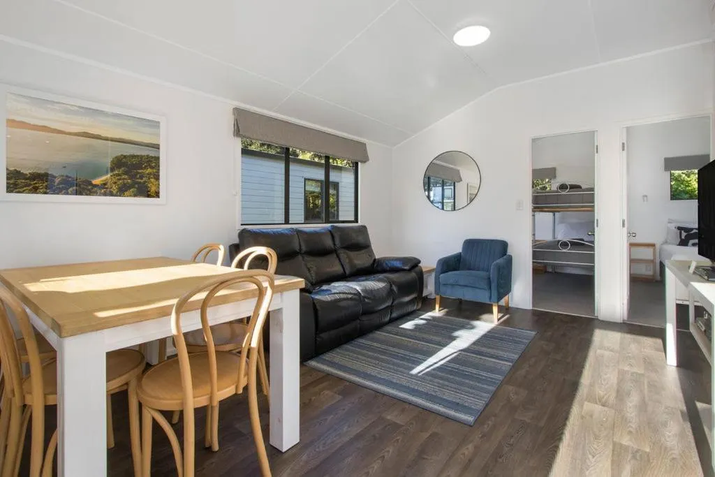 Bowentown Beach Holiday Park