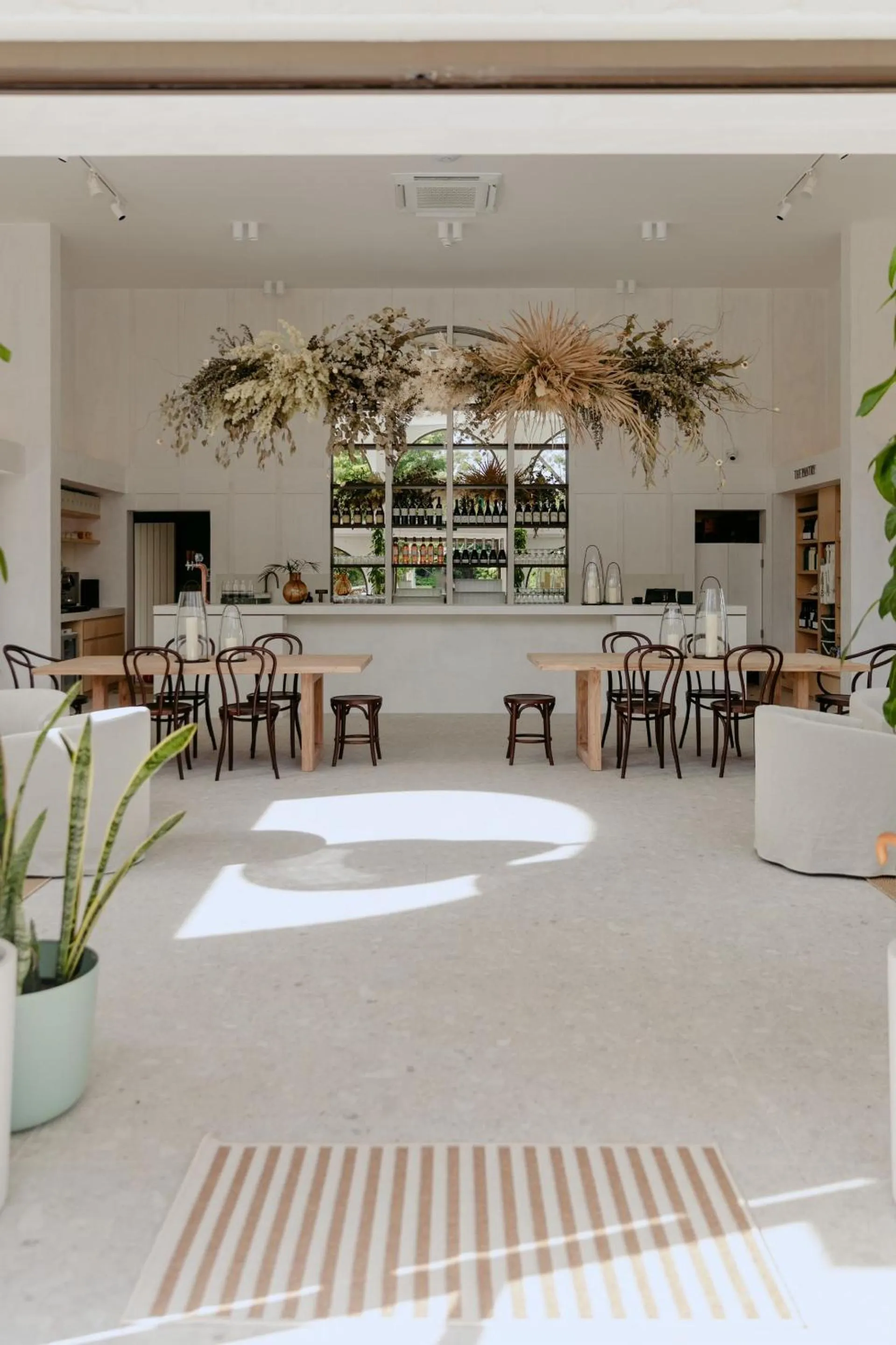 Restaurant/places to eat in The Tamborine - Boutique Hotel