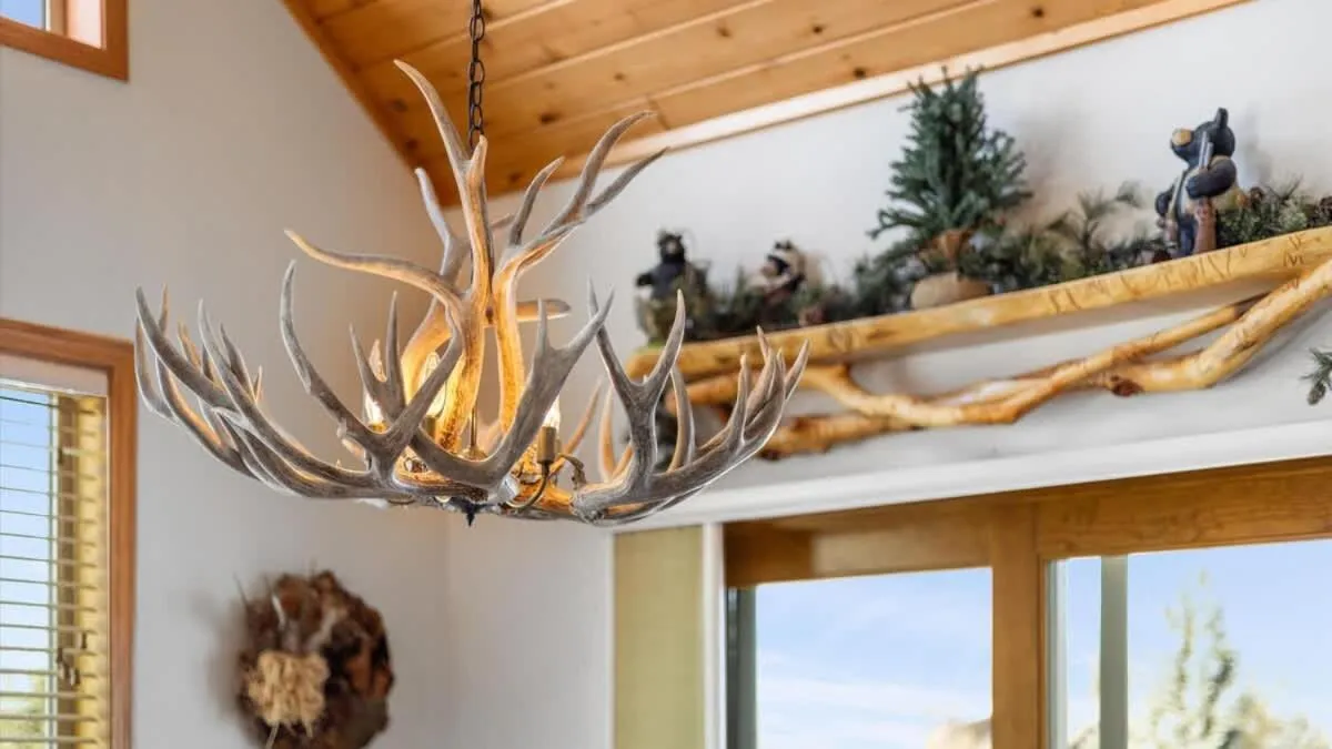 Mountain View Tee and Ski