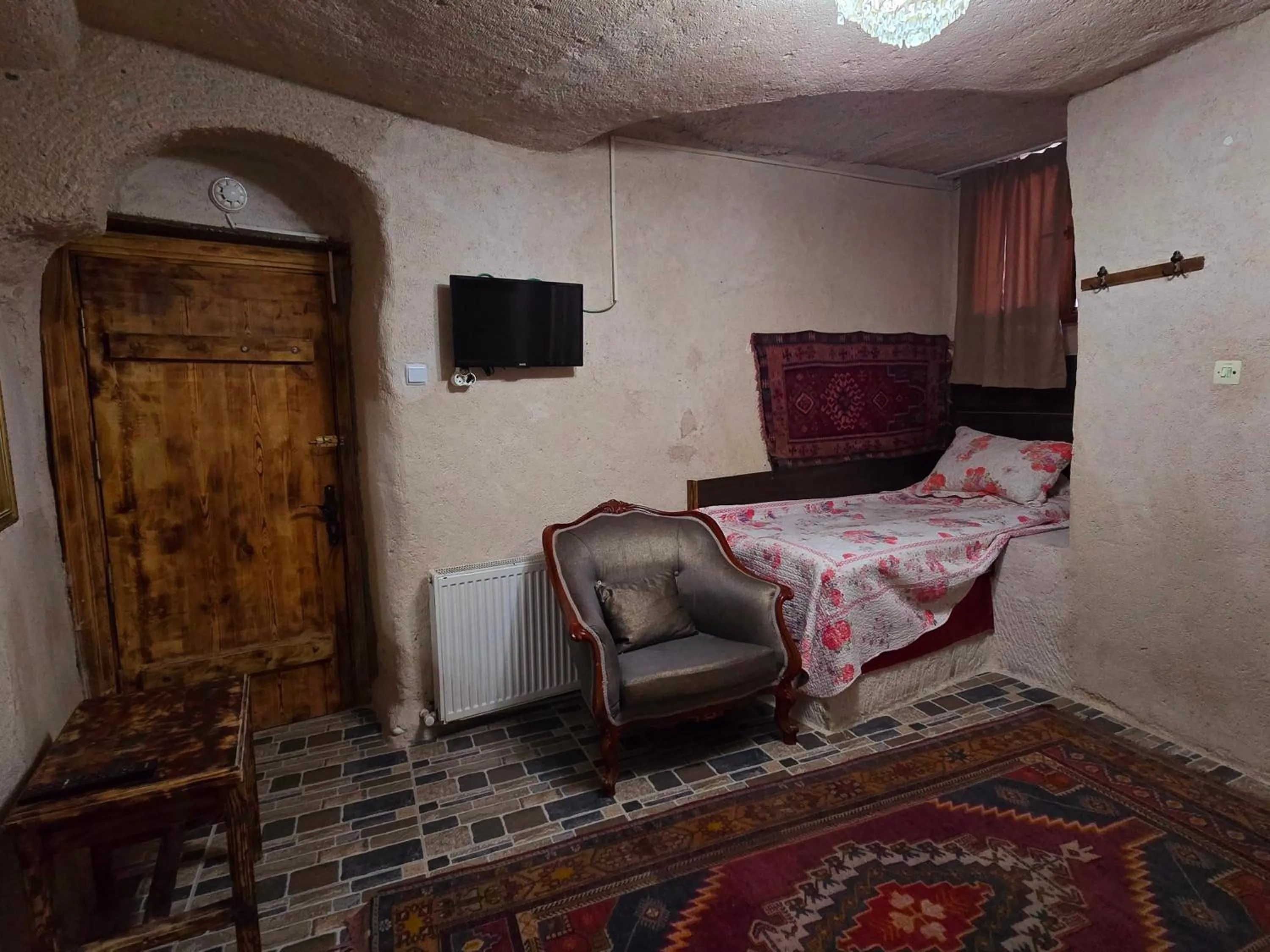 Bed in Uchisar Cave House