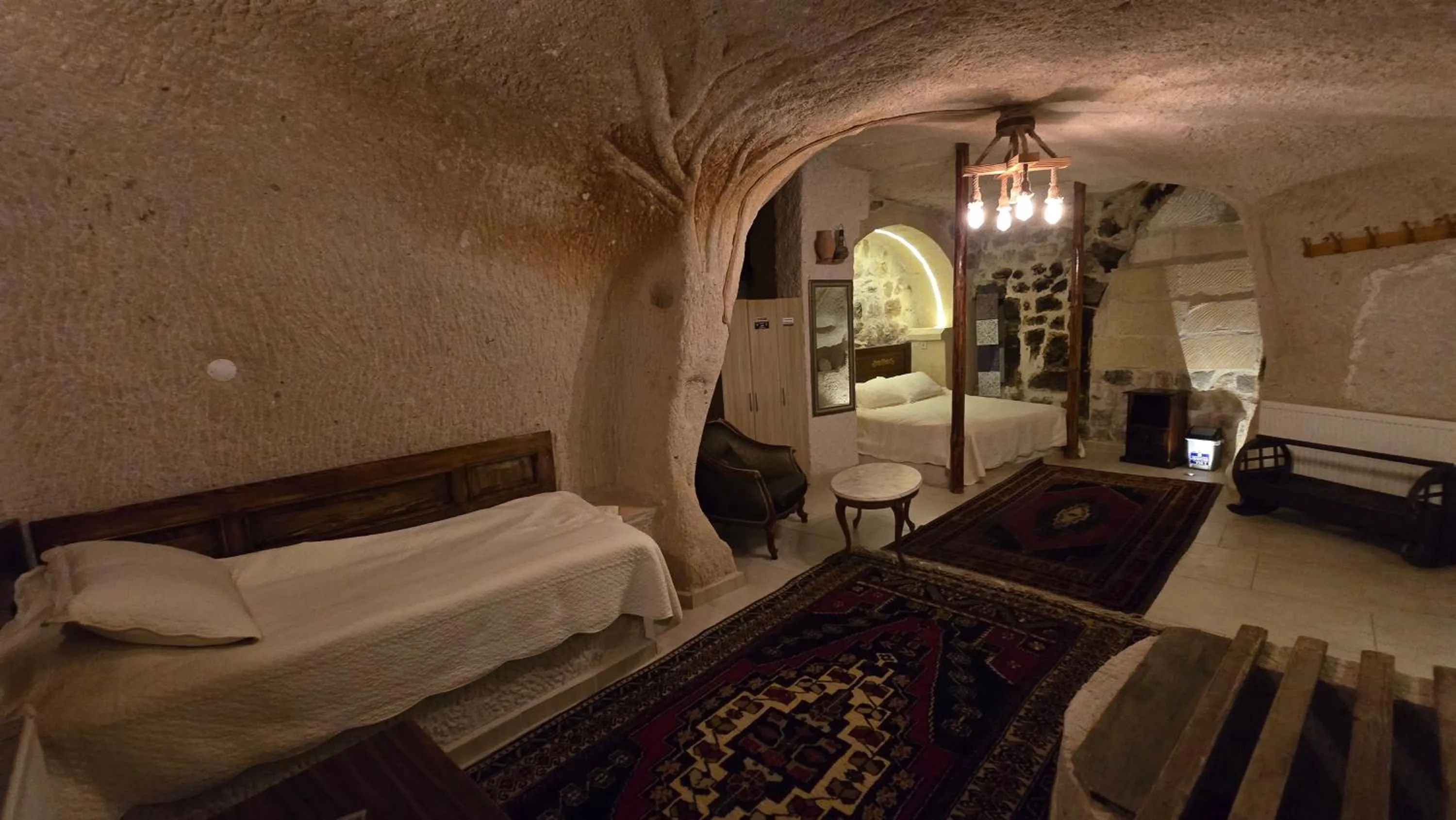 Photo of the whole room in Uchisar Cave House