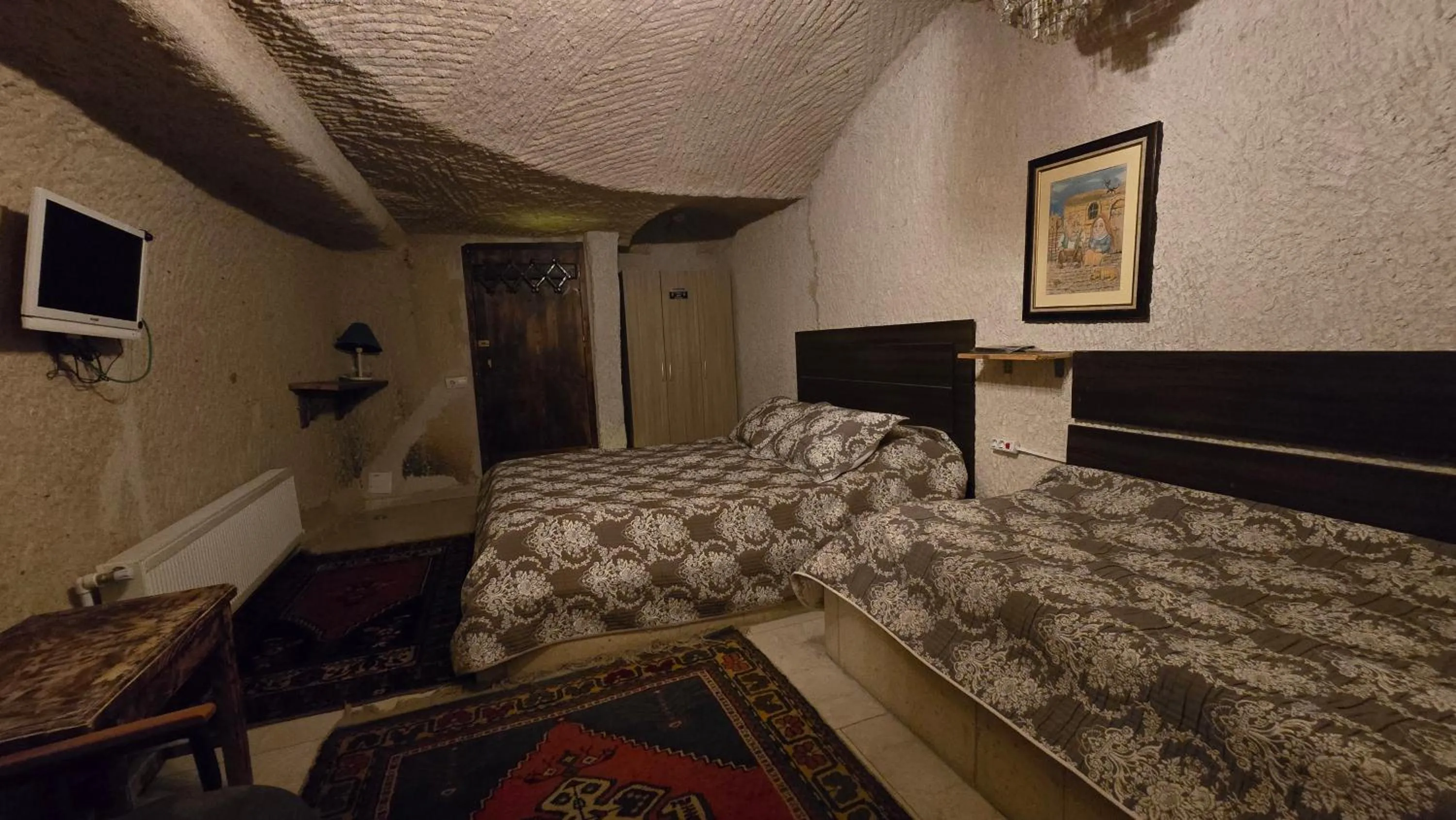 Photo of the whole room in Uchisar Cave House