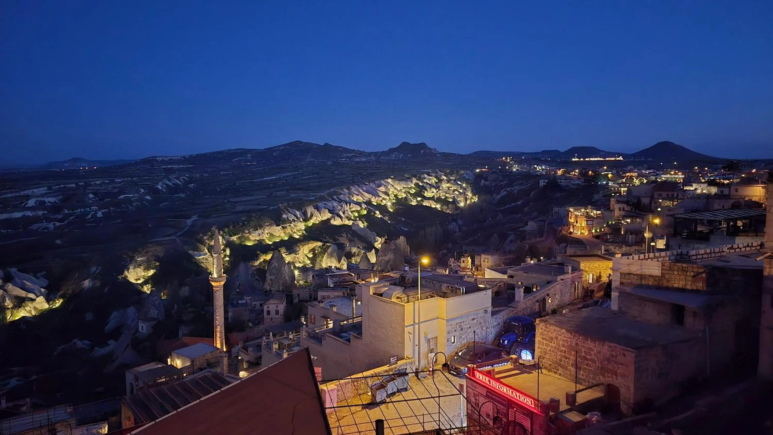 Night in Uchisar Cave House