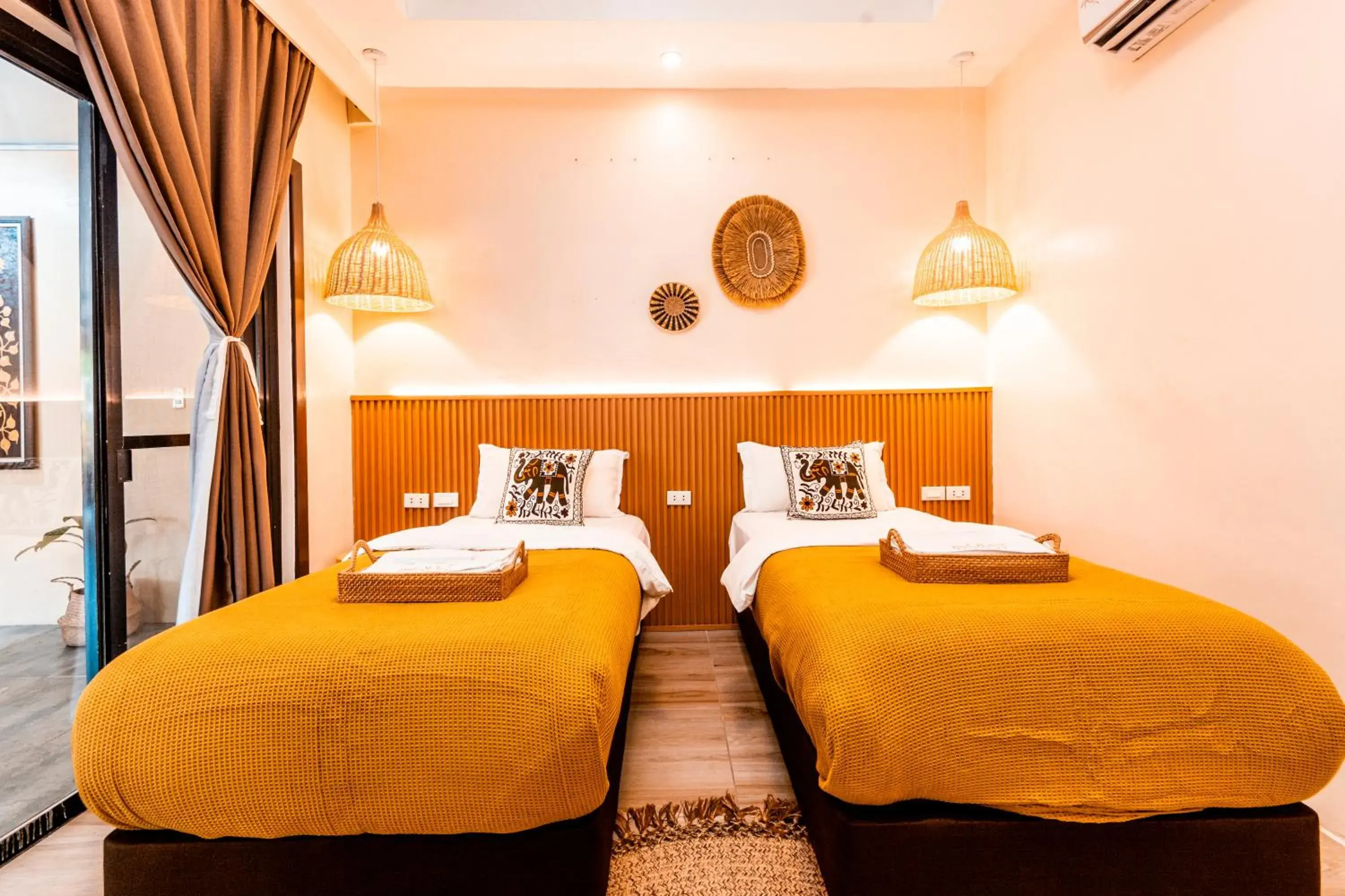 Bed in Molly Resorts Bed in Molly Resorts