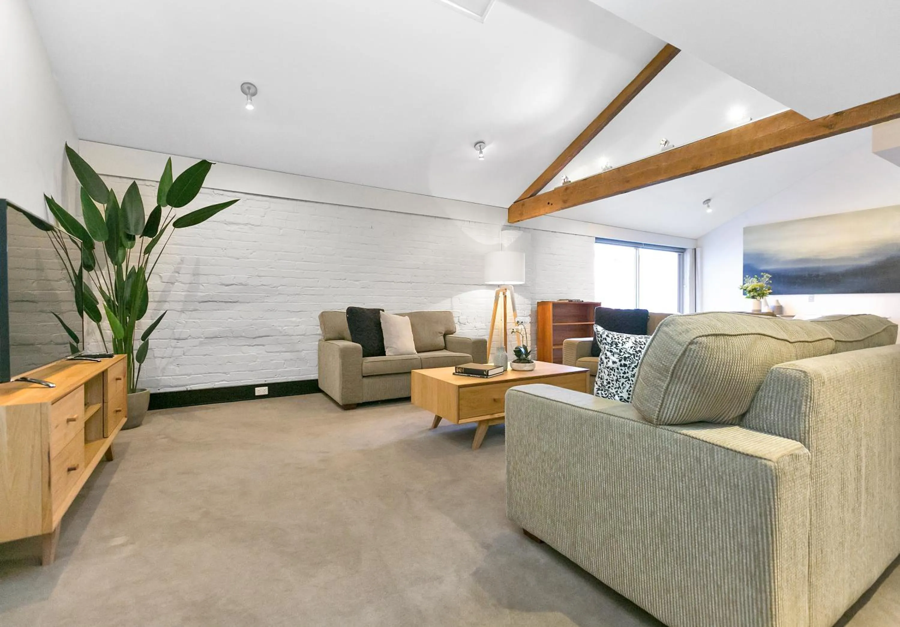 Sullivans Cove Apartments