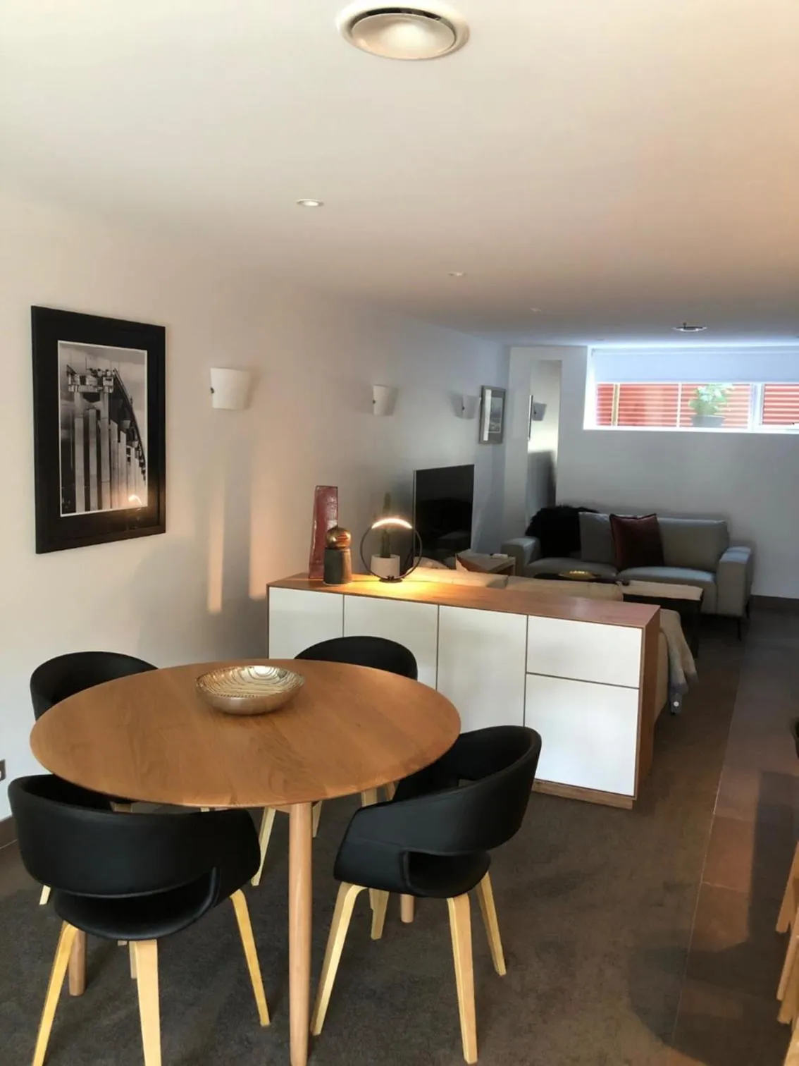 Sullivans Cove Apartments