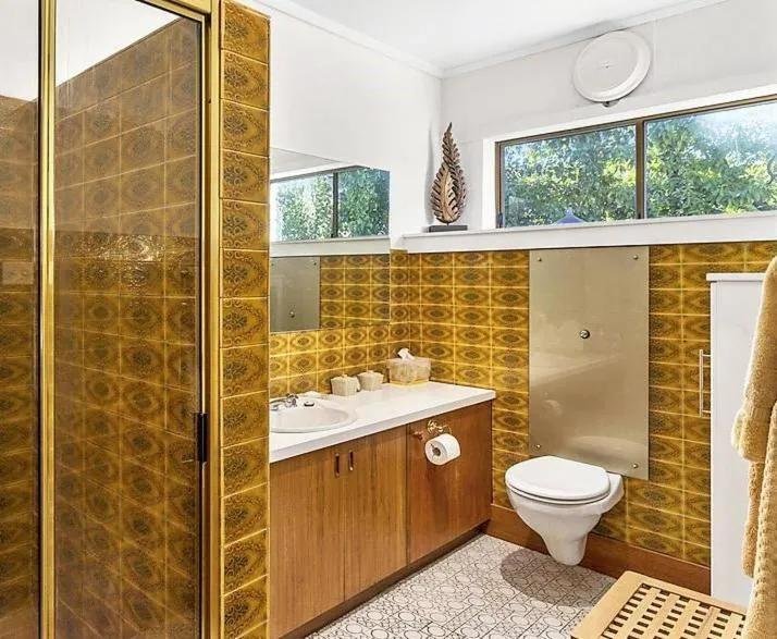 Sullivans Cove Apartments