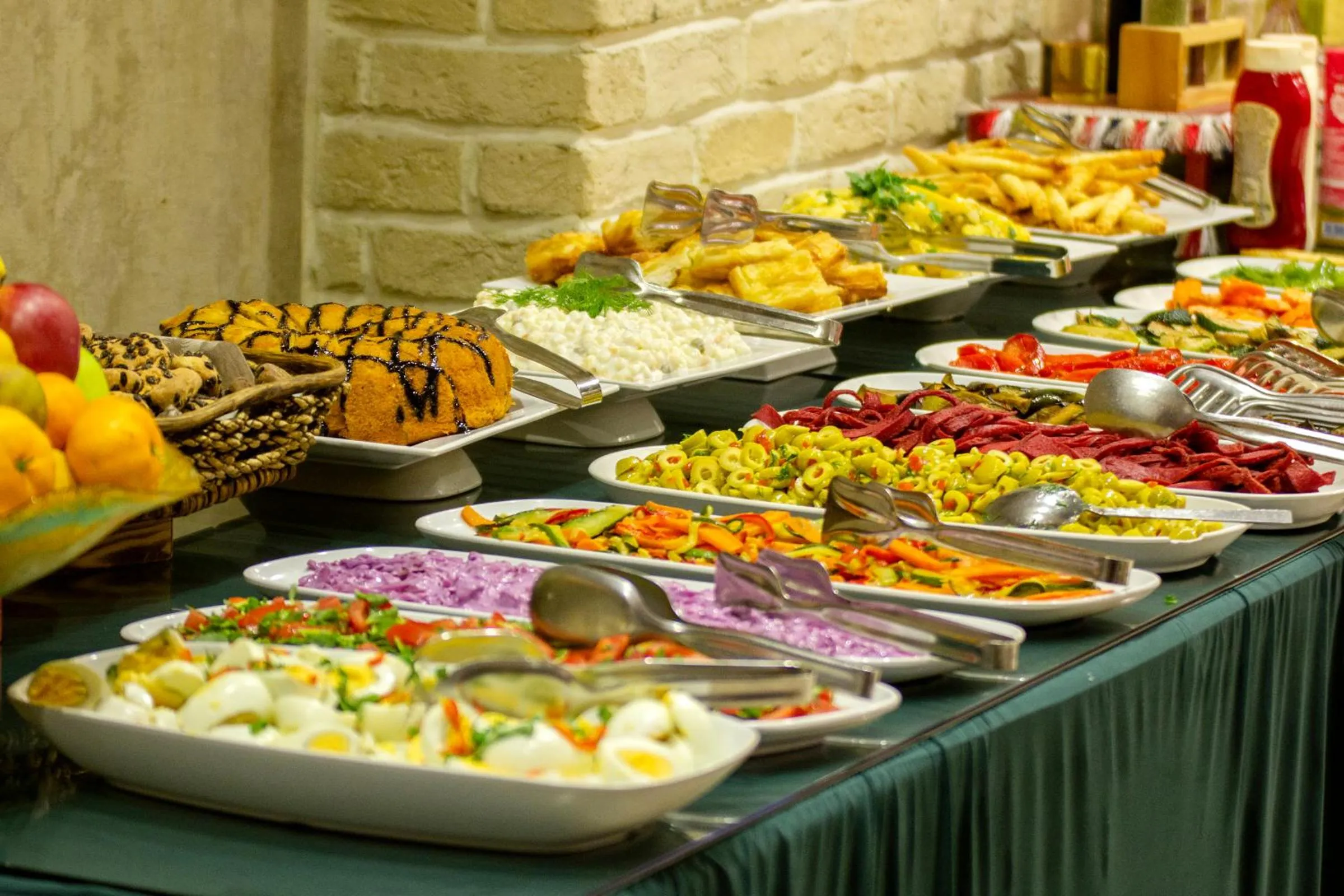 Buffet breakfast in Baykara Hotel
