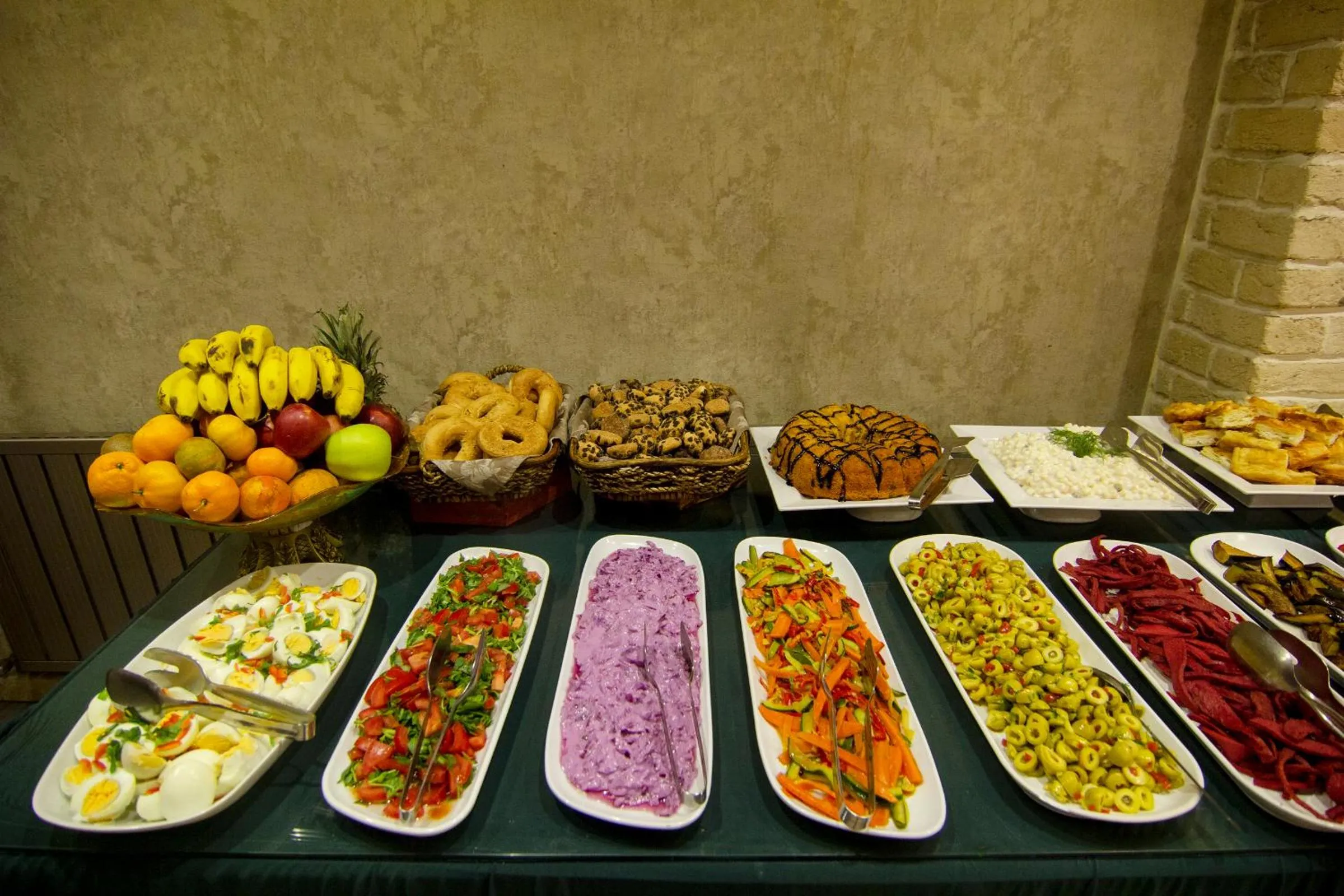 Food and drinks in Baykara Hotel