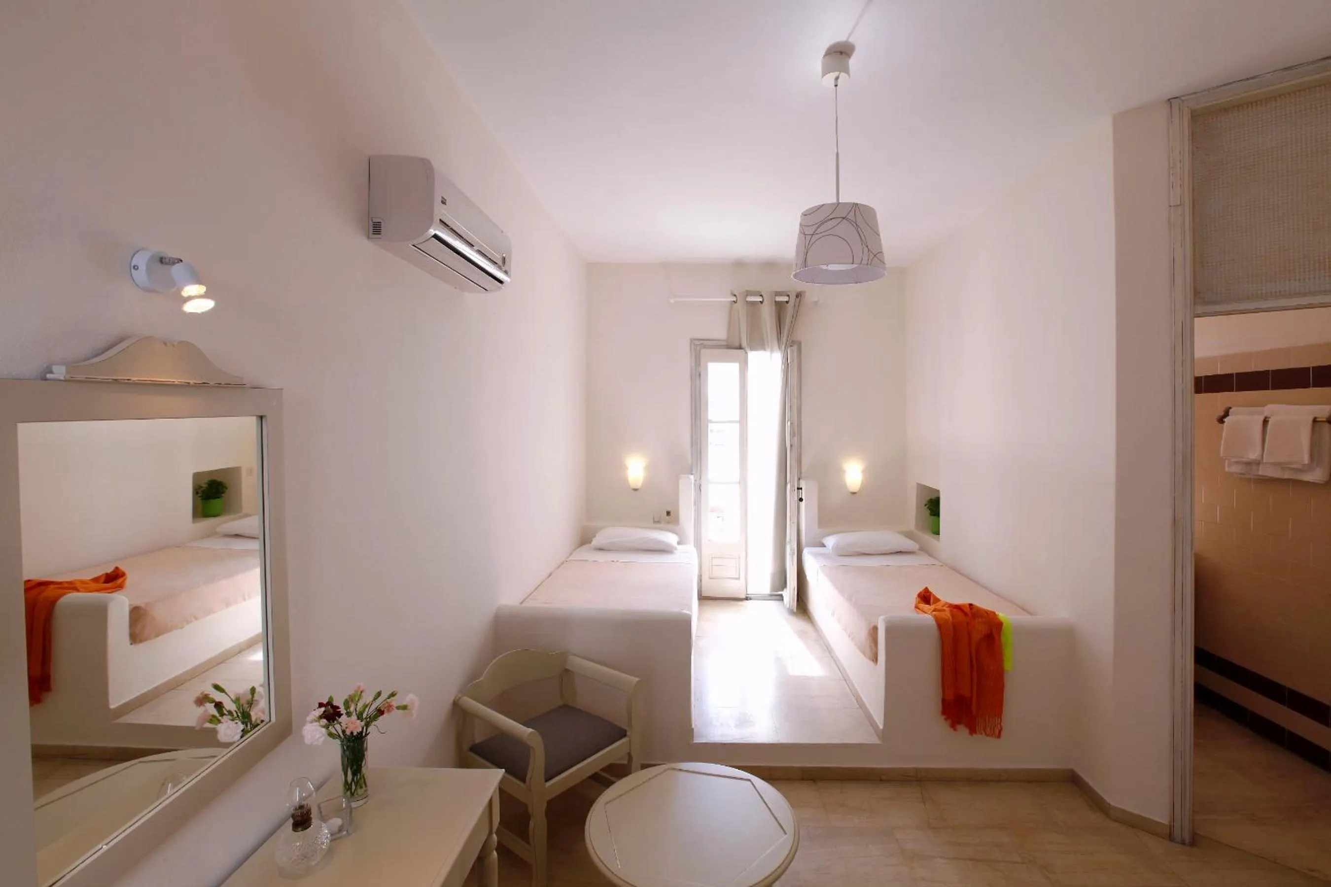 Bedroom, Bed in Olia Hotel